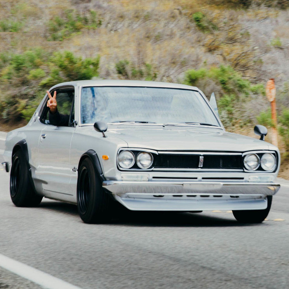 Which Classic Cars Pulled Off Fender Mirrors Best?