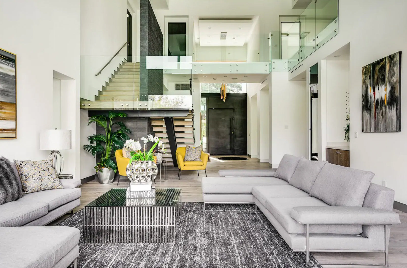 Los Angeles Airbnb Comes With A Lamborghini Rental - Petrolicious