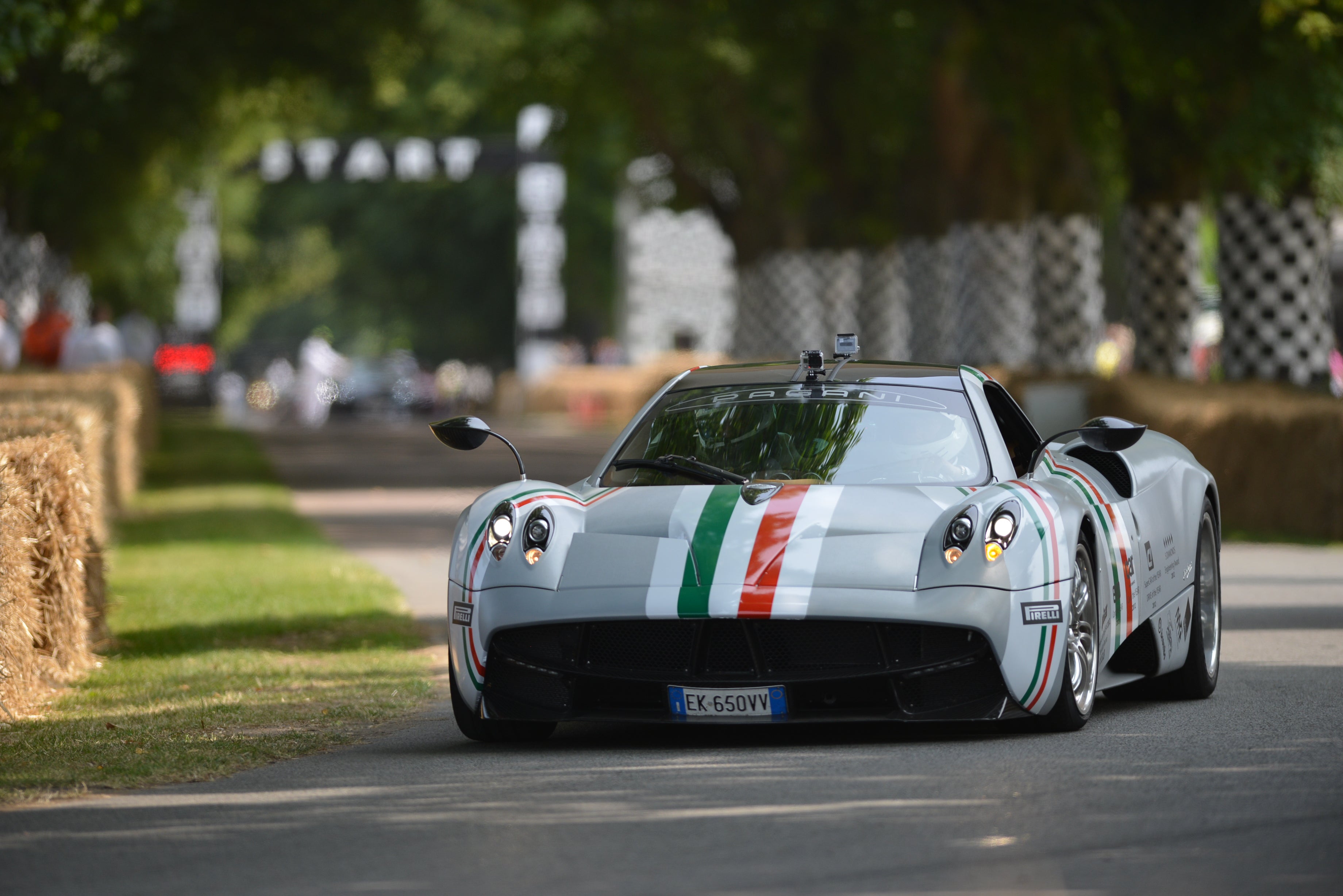 Pagani Continues The 20th Anniversary Celebrations Of Its First Produc ...