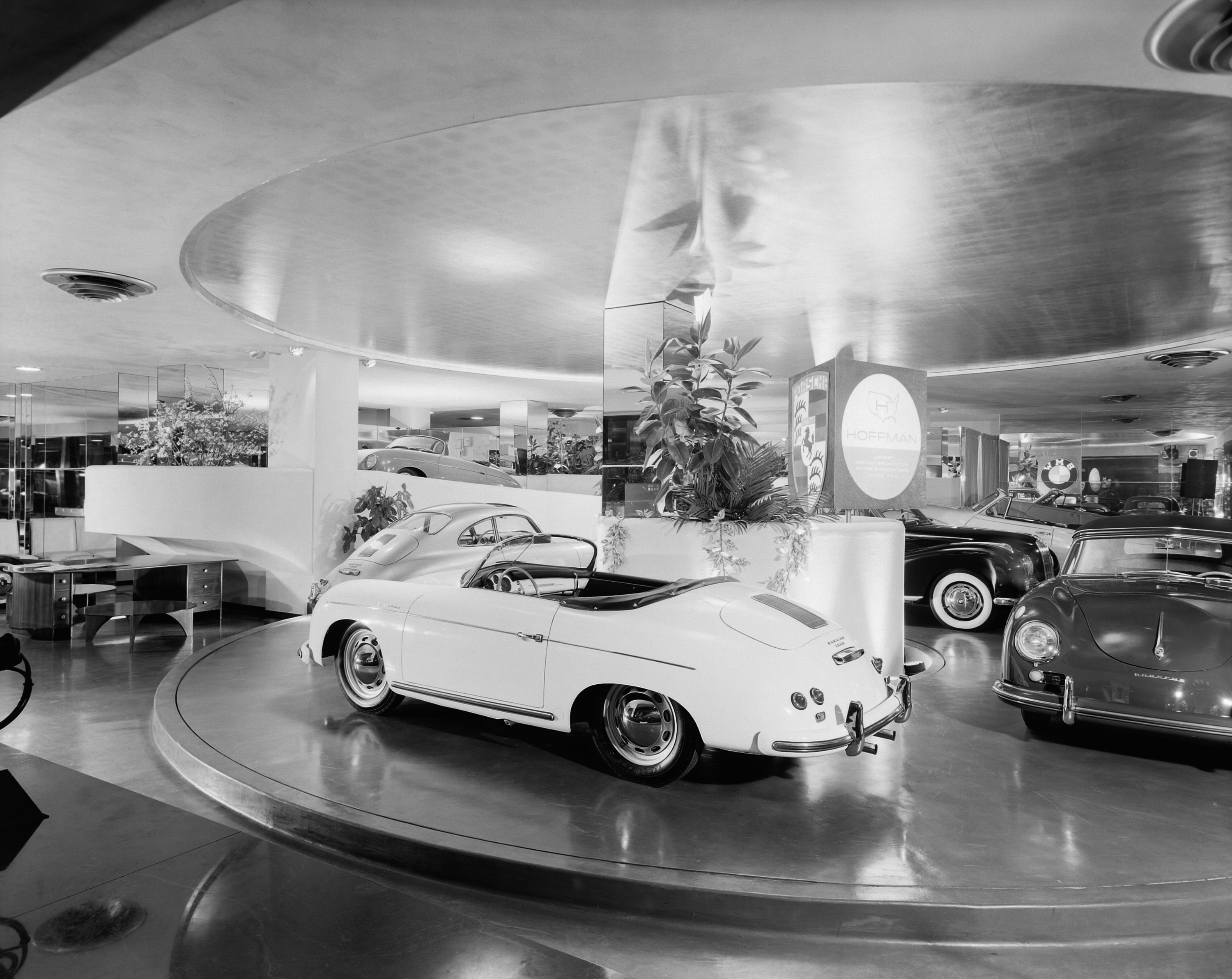 Was Frank Lloyd Wright The Architect For The Automotive
