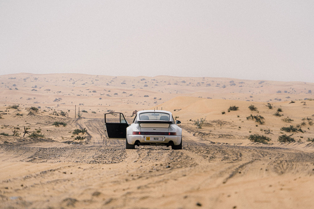 The Mirage of a Porsche 964 Turbo in Dubai
