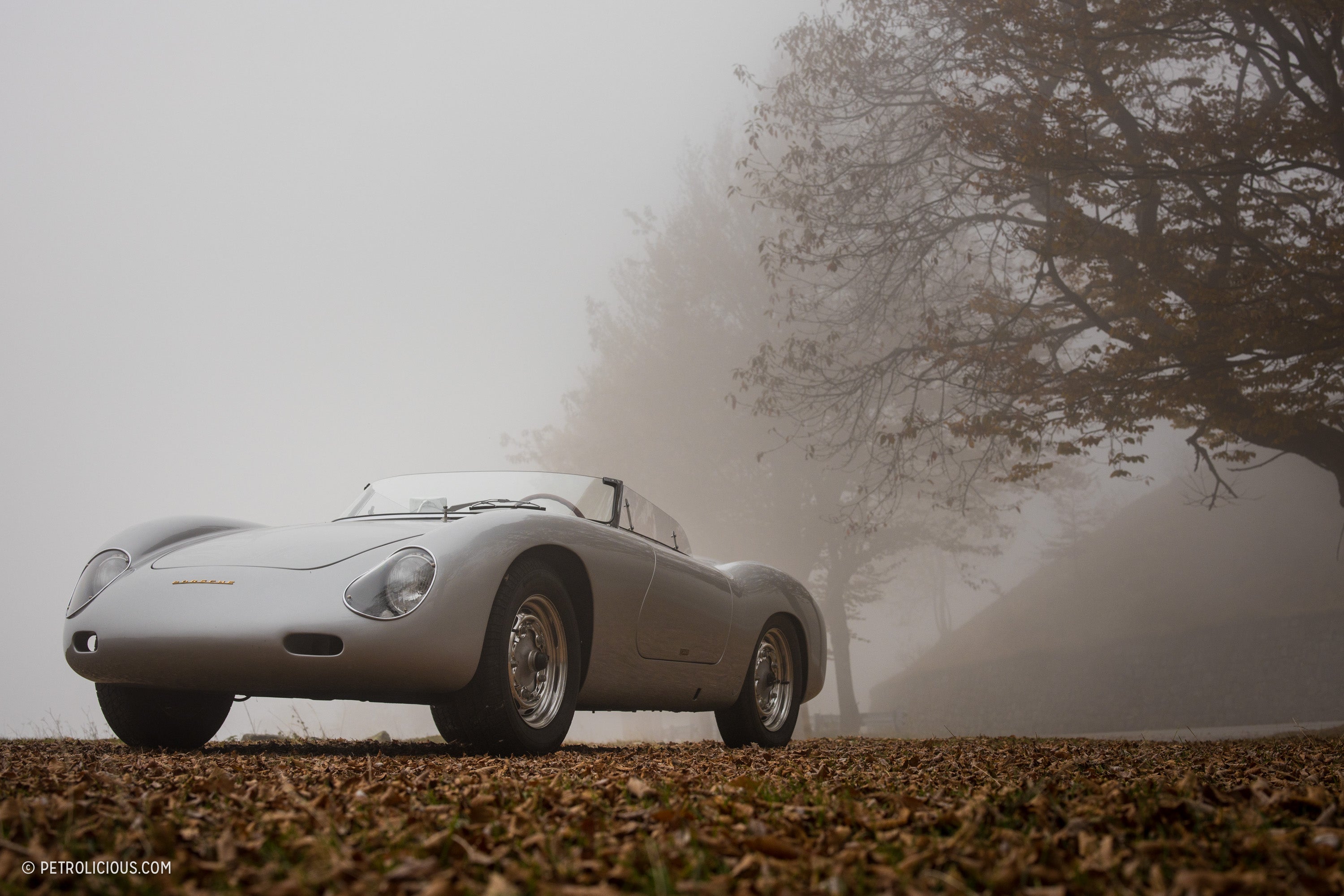 洋書 Porsche 356 RS Spyders Carrera 6-962 GALLERY: Go Behind The Scenes On Our Porsche 356 Carrera Speedster