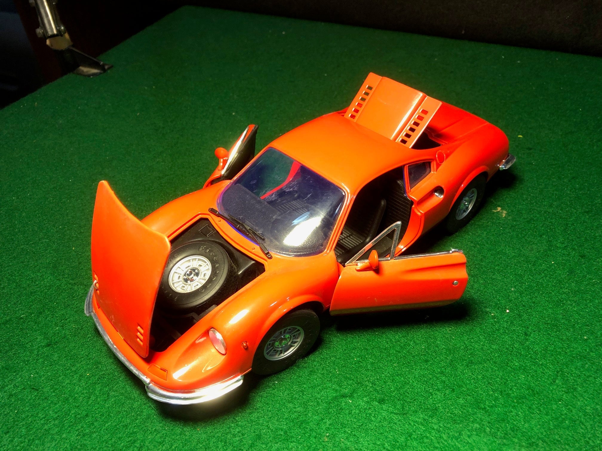 Ferrari Dino 246GT Red/Black by Anson 1:18 (30301)(No box