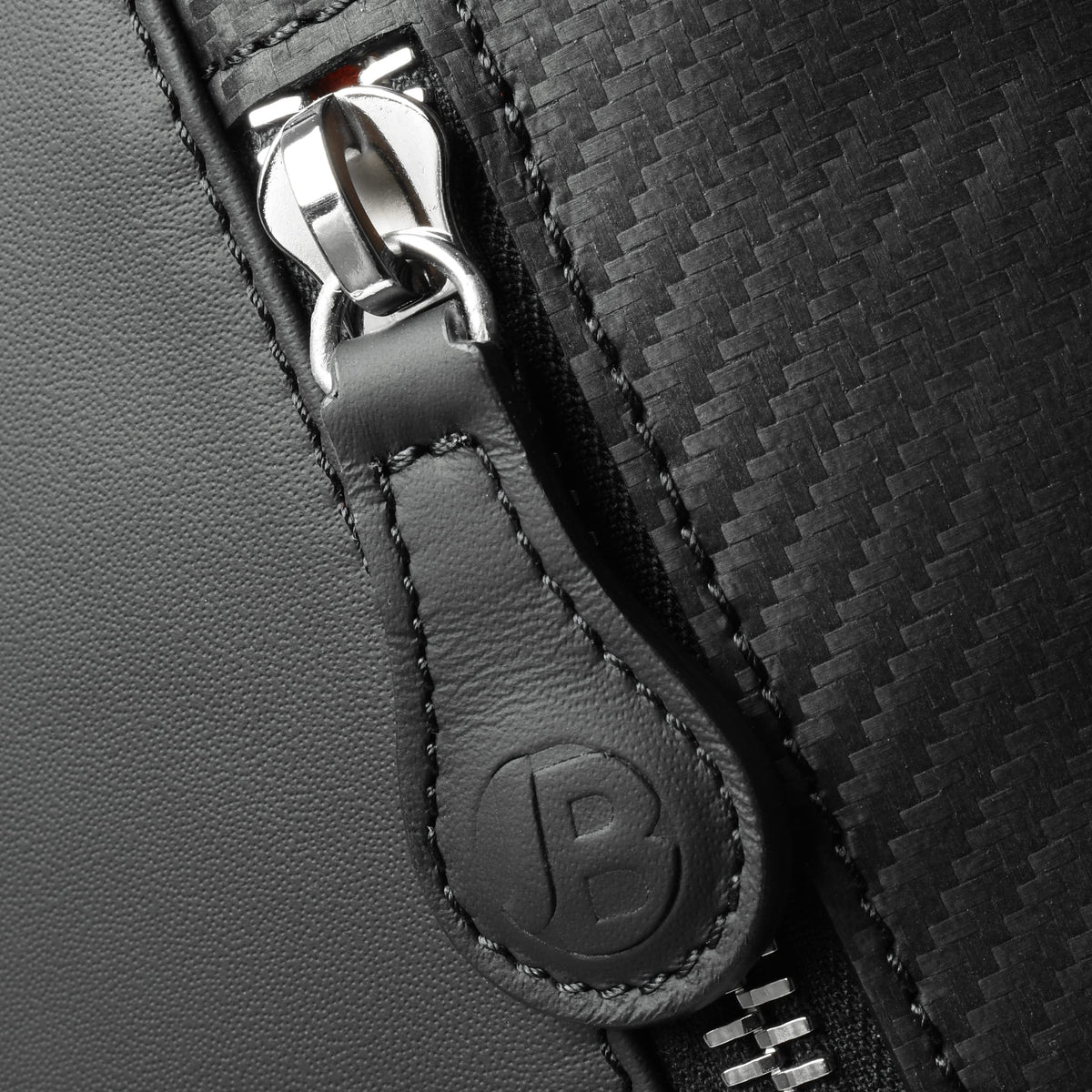 backpack racing colours detail