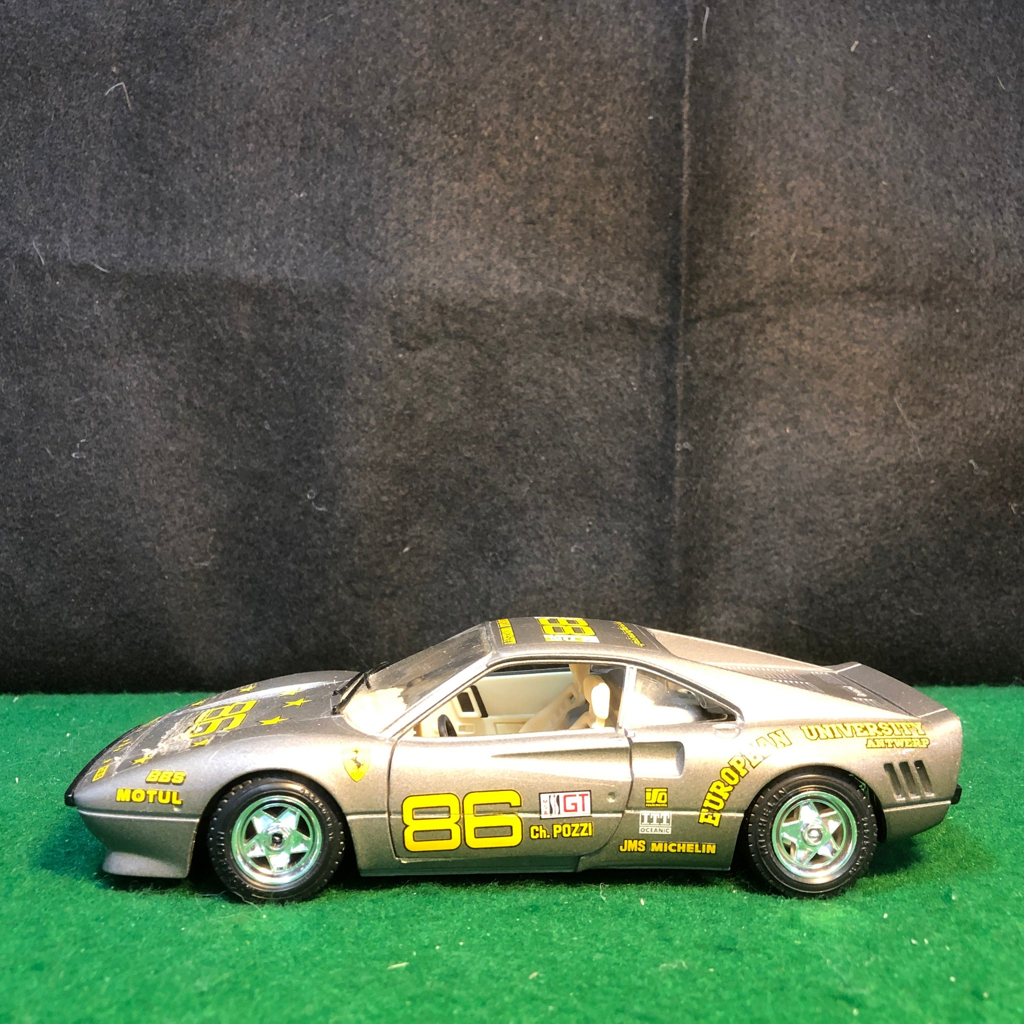 Ferrari 288 GTO European University Gray by BBurago 1:24 (0162)(No box)