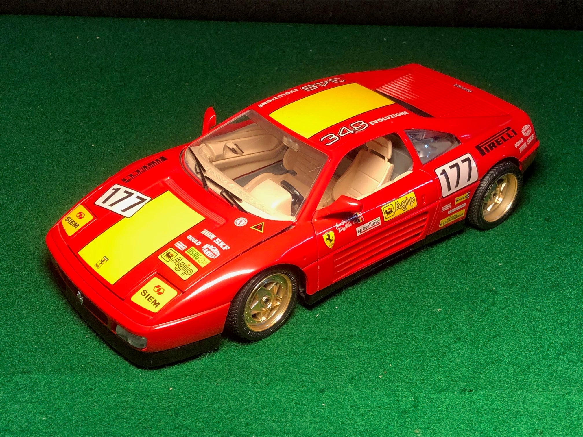 Ferrari 348 tb Evoluzione by BBurago 1:18 (3029)(No box)