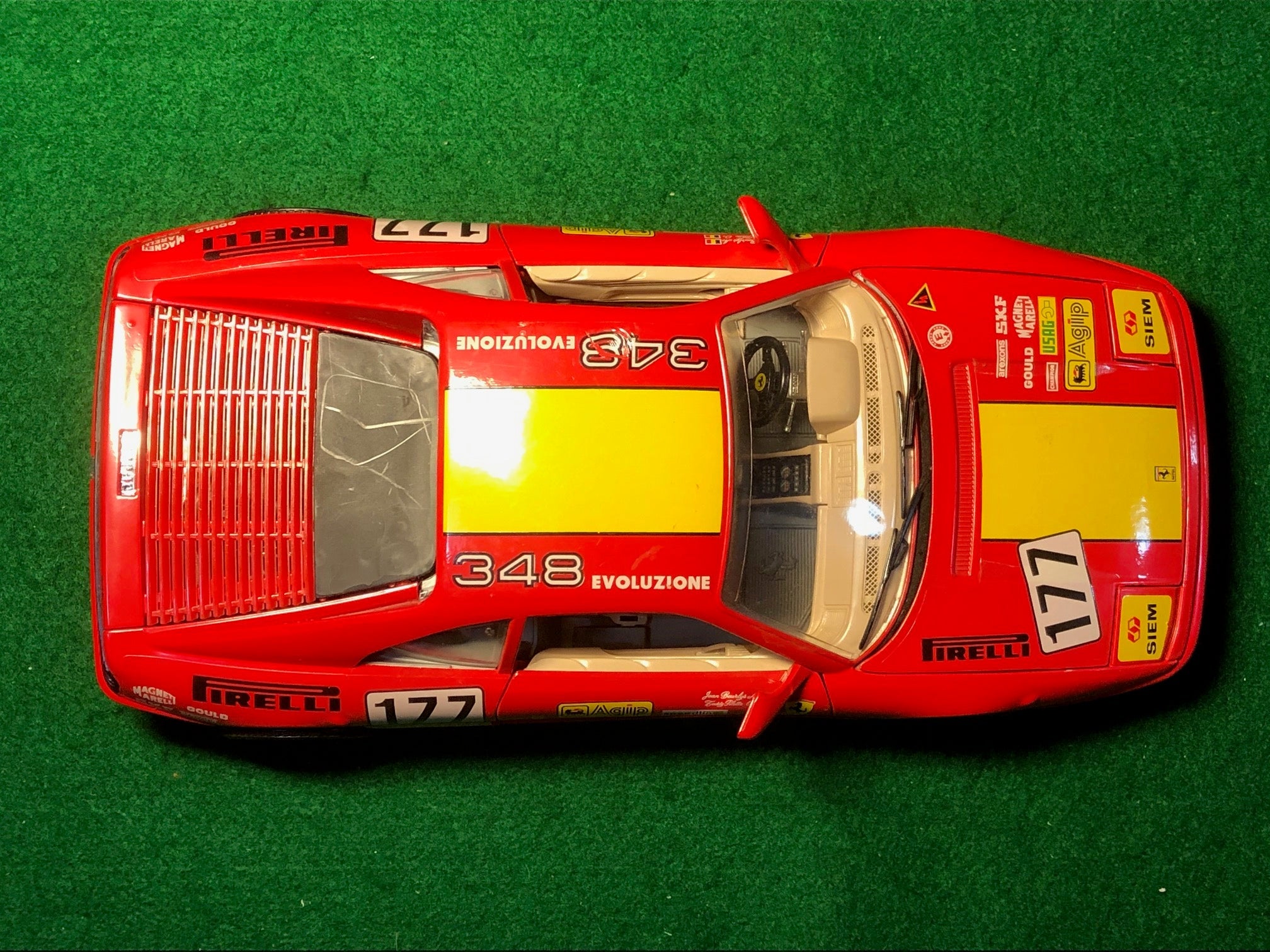 Ferrari 348 tb Evoluzione by BBurago 1:18 (3029)(No box