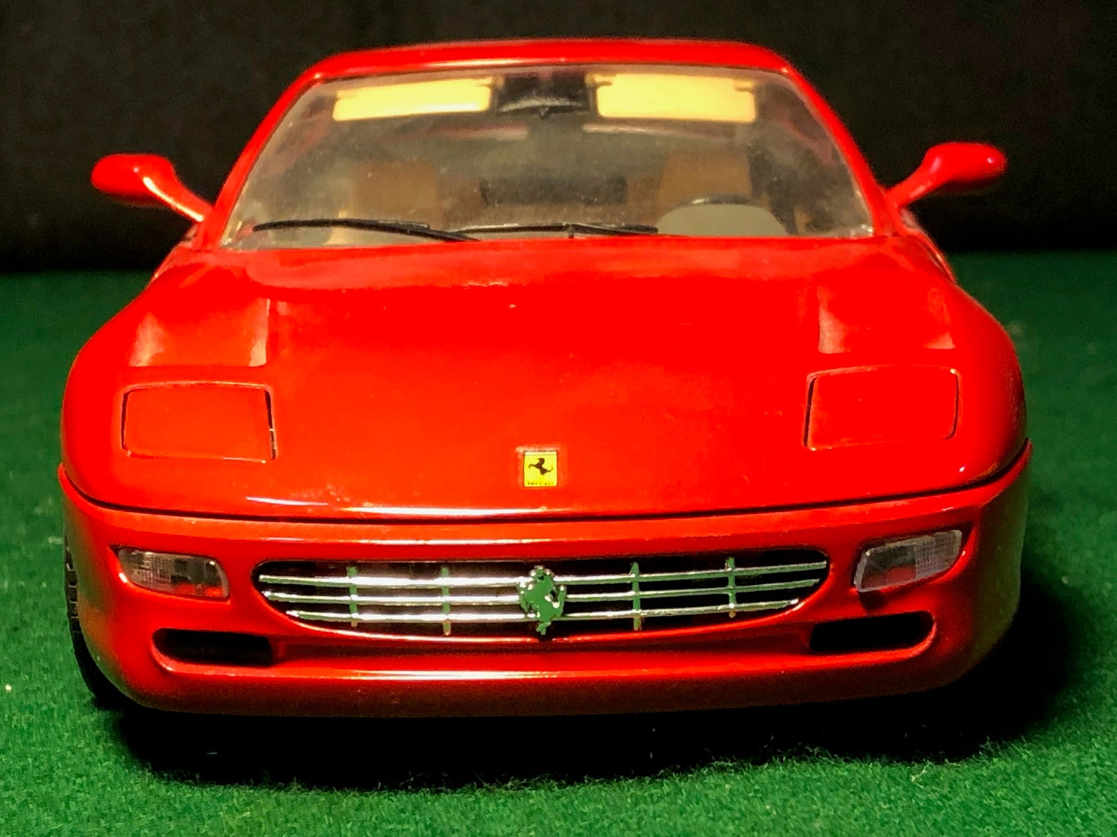 Ferrari 456 GT Red/tan by BBurago 1:18 (3046)(No box)