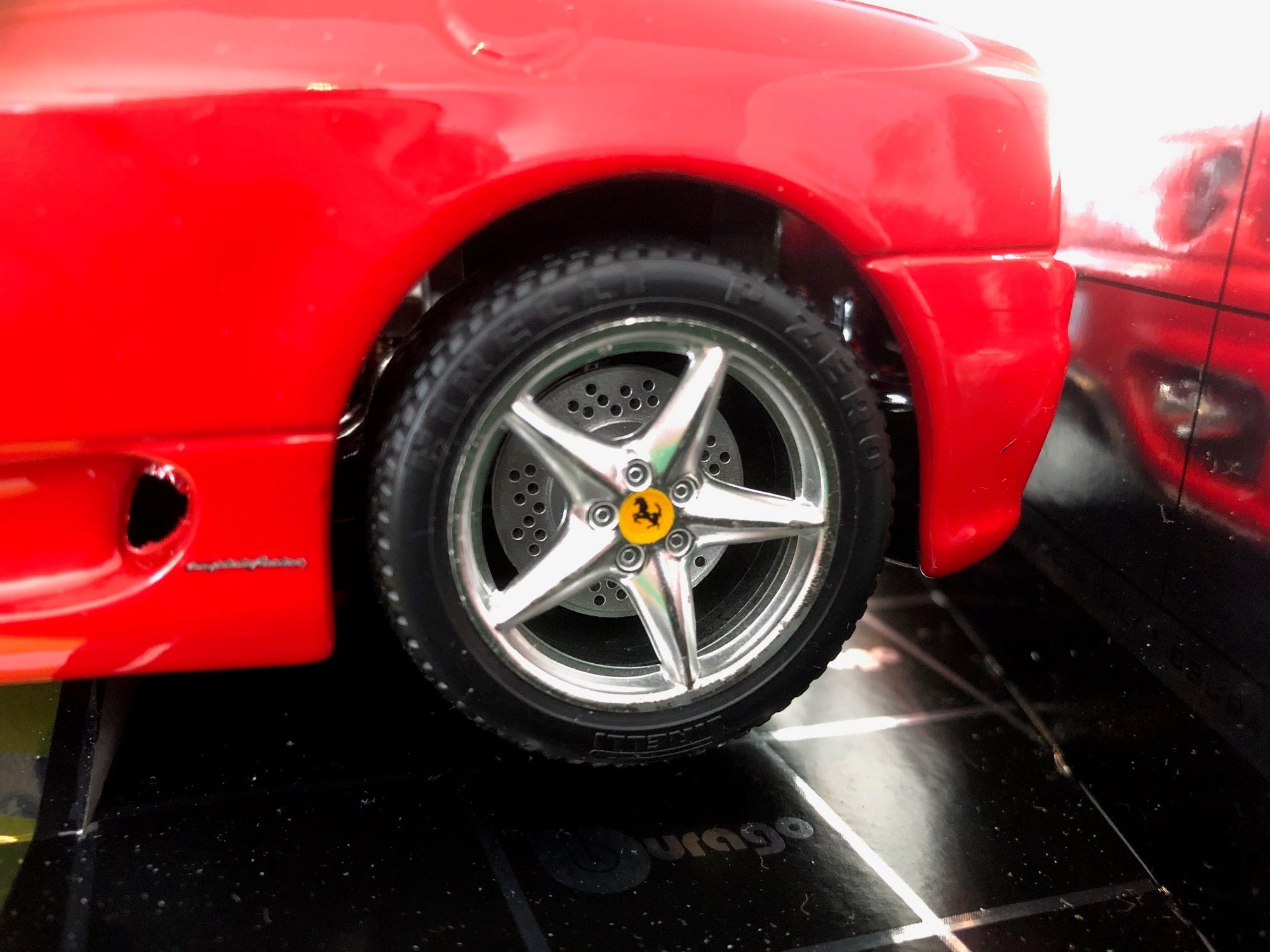 Ferrari 360 Modena Red by BBurago 1:18