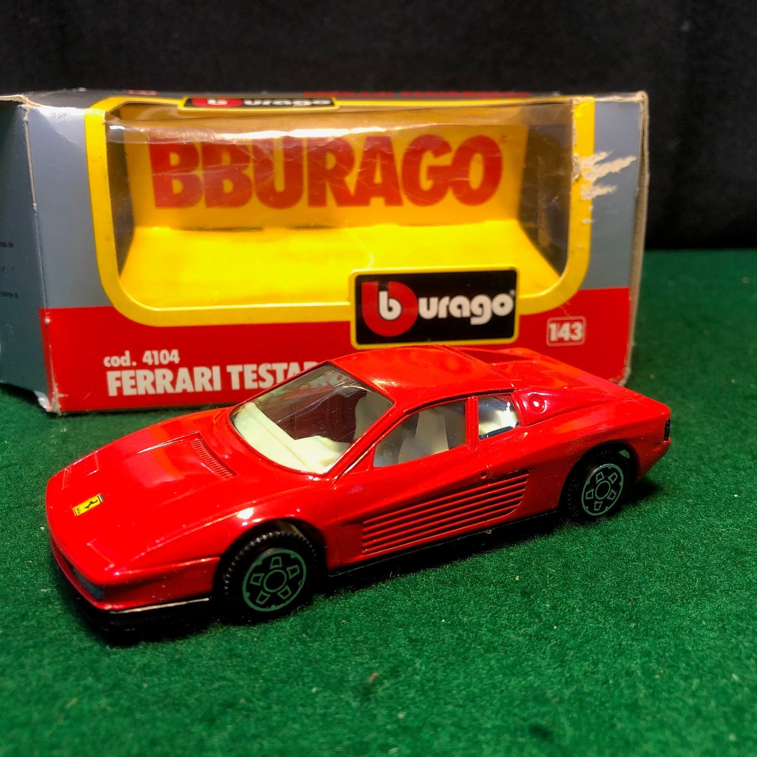 Ferrari Testarossa Red by BBurago 1:43 (4104)(S Bx)