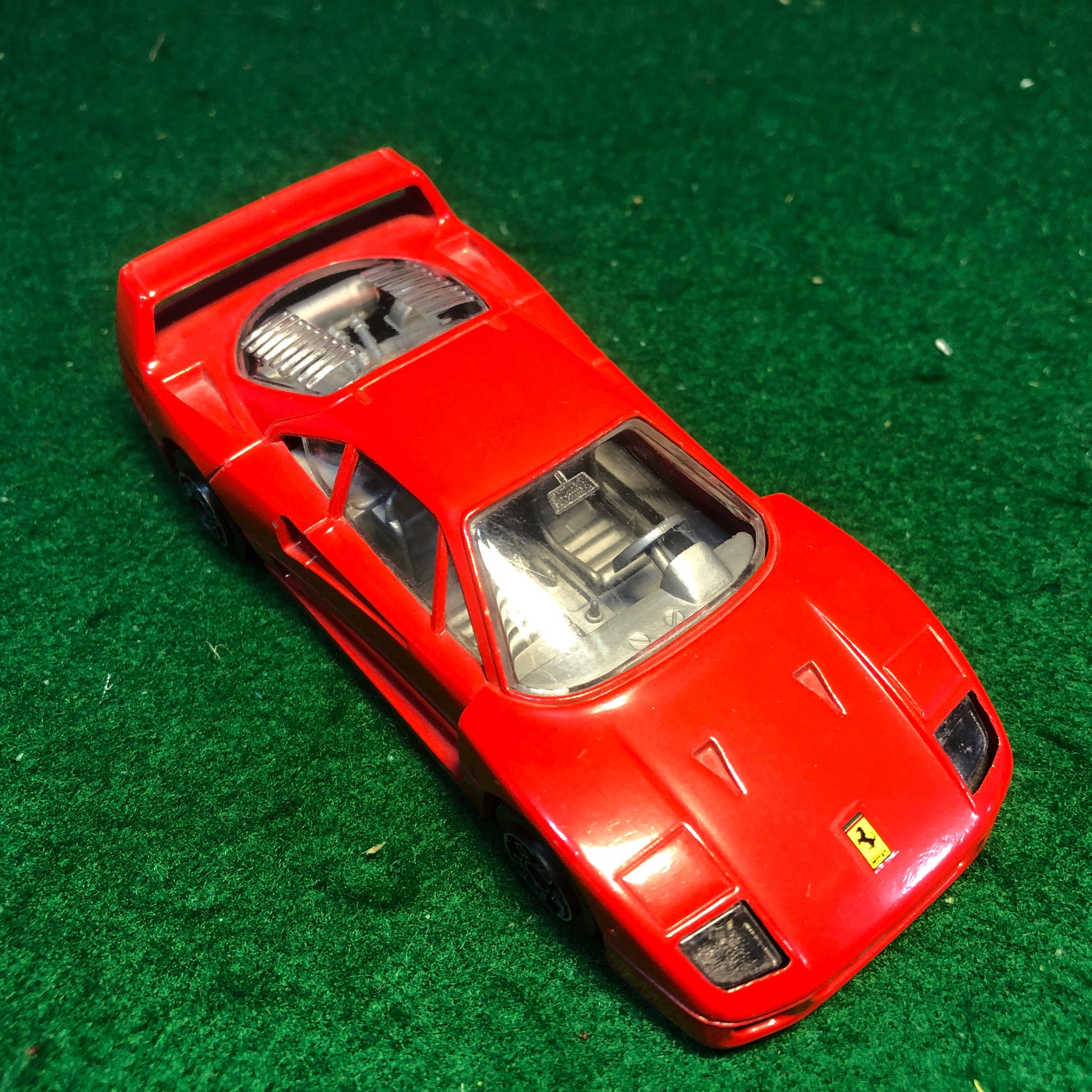 Ferrari F40 Red by BBurago 1:43 (4108)(No box)