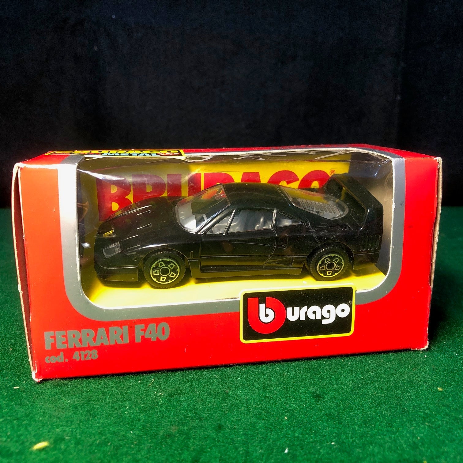 Ferrari F40 Black by BBurago 1:43 (4128)(R Bx)