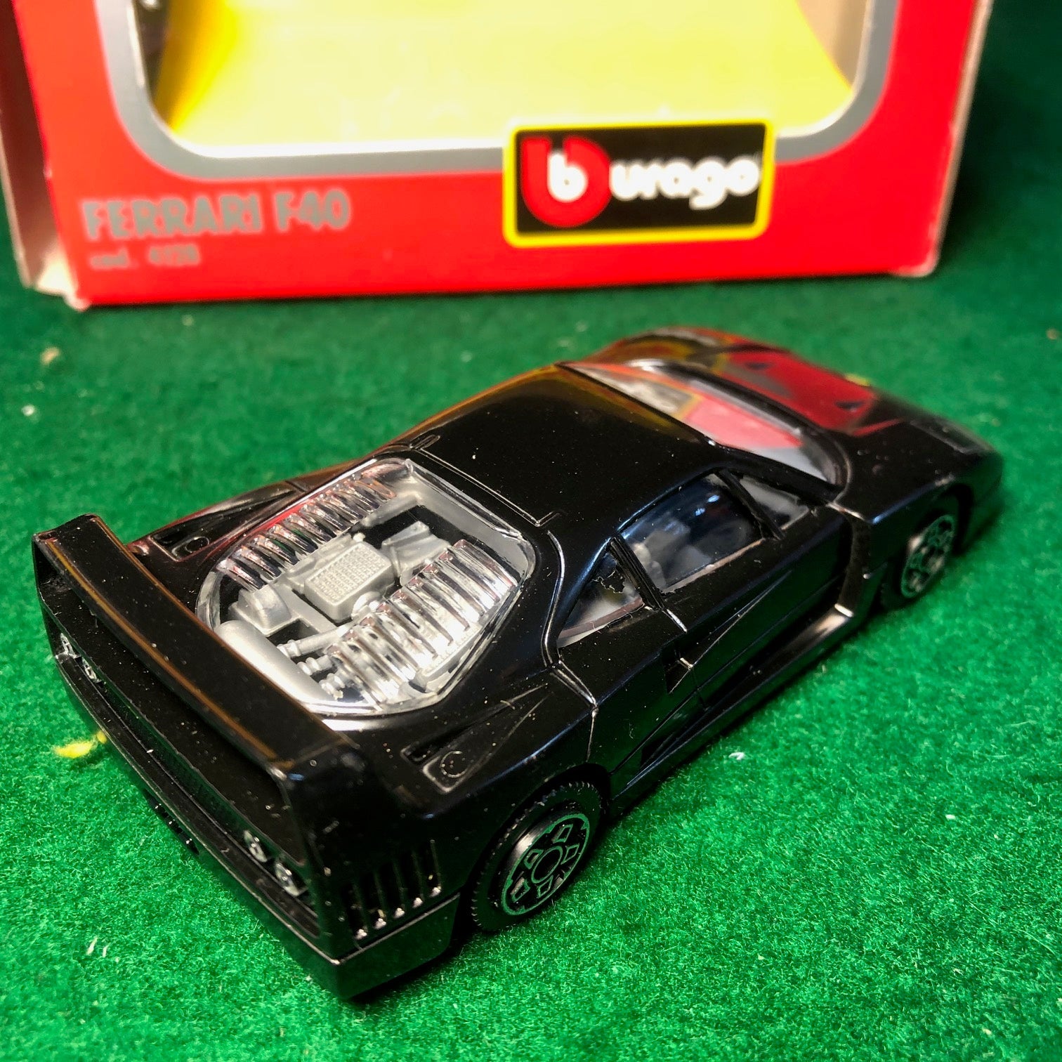 Ferrari F40 Black by BBurago 1:43 (4128)(R Bx)
