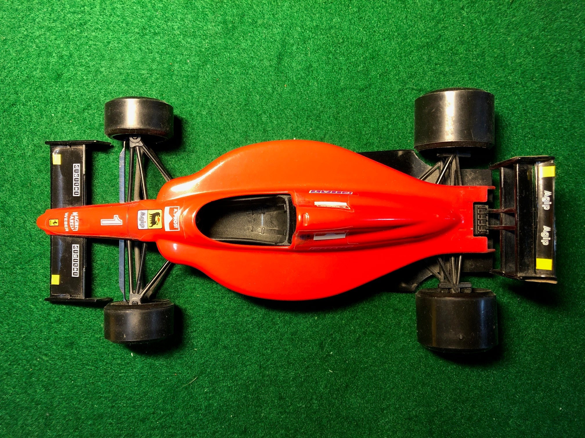 Bburago Ferrari 641/2 ミニカー 1/24 Ferrari F1 641/2 Alain Prost N 1 by BBurago 1:24 (6101)(No box