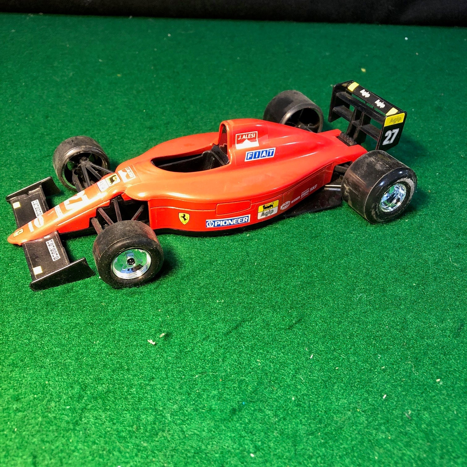 Ferrari F1 641/2 Jean Alesi N 27 by BBurago 1:24 (6101)(No box)