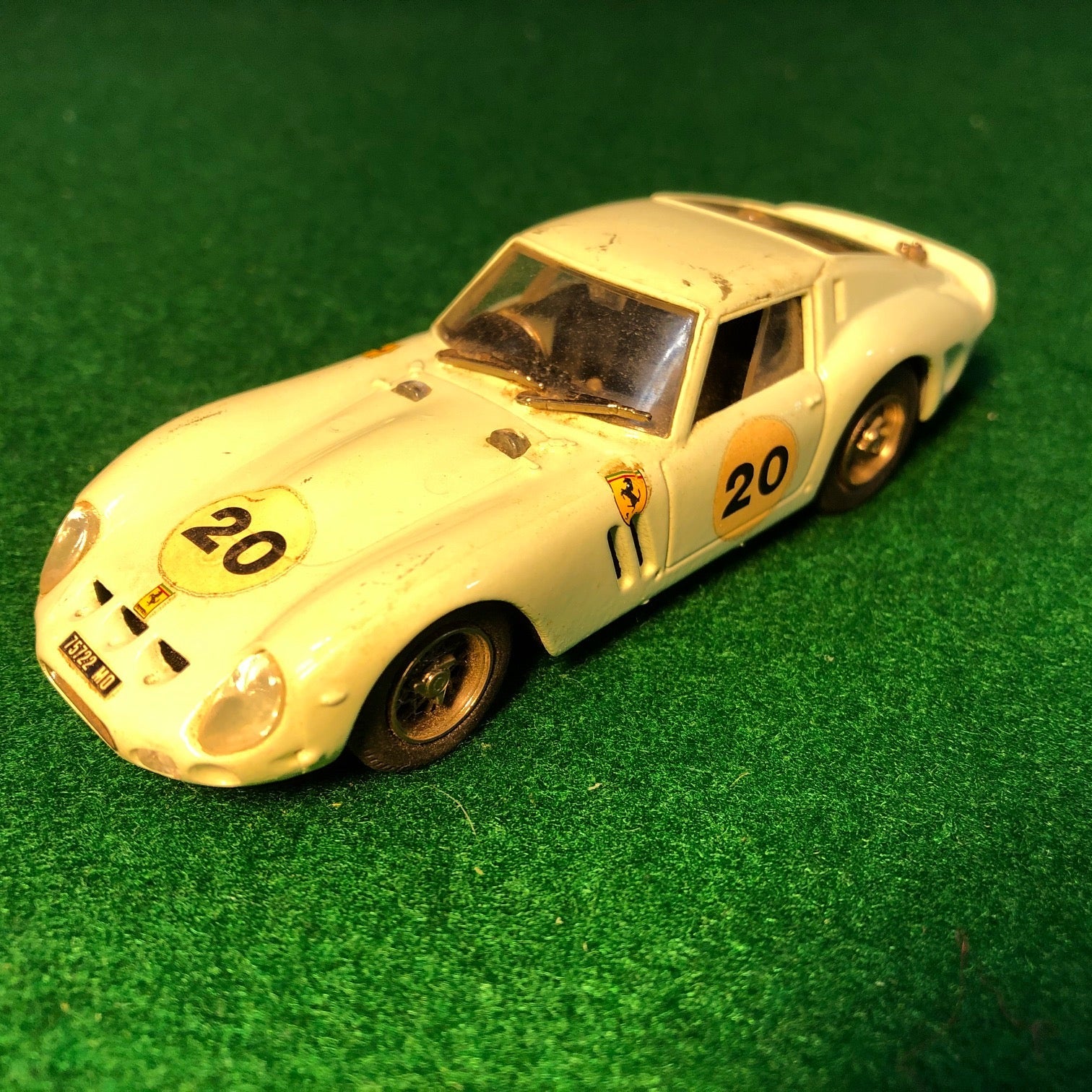 Ferrari 250 GTO Green N 20 Le Mans by Box Model 1:43 (8402)(No box
