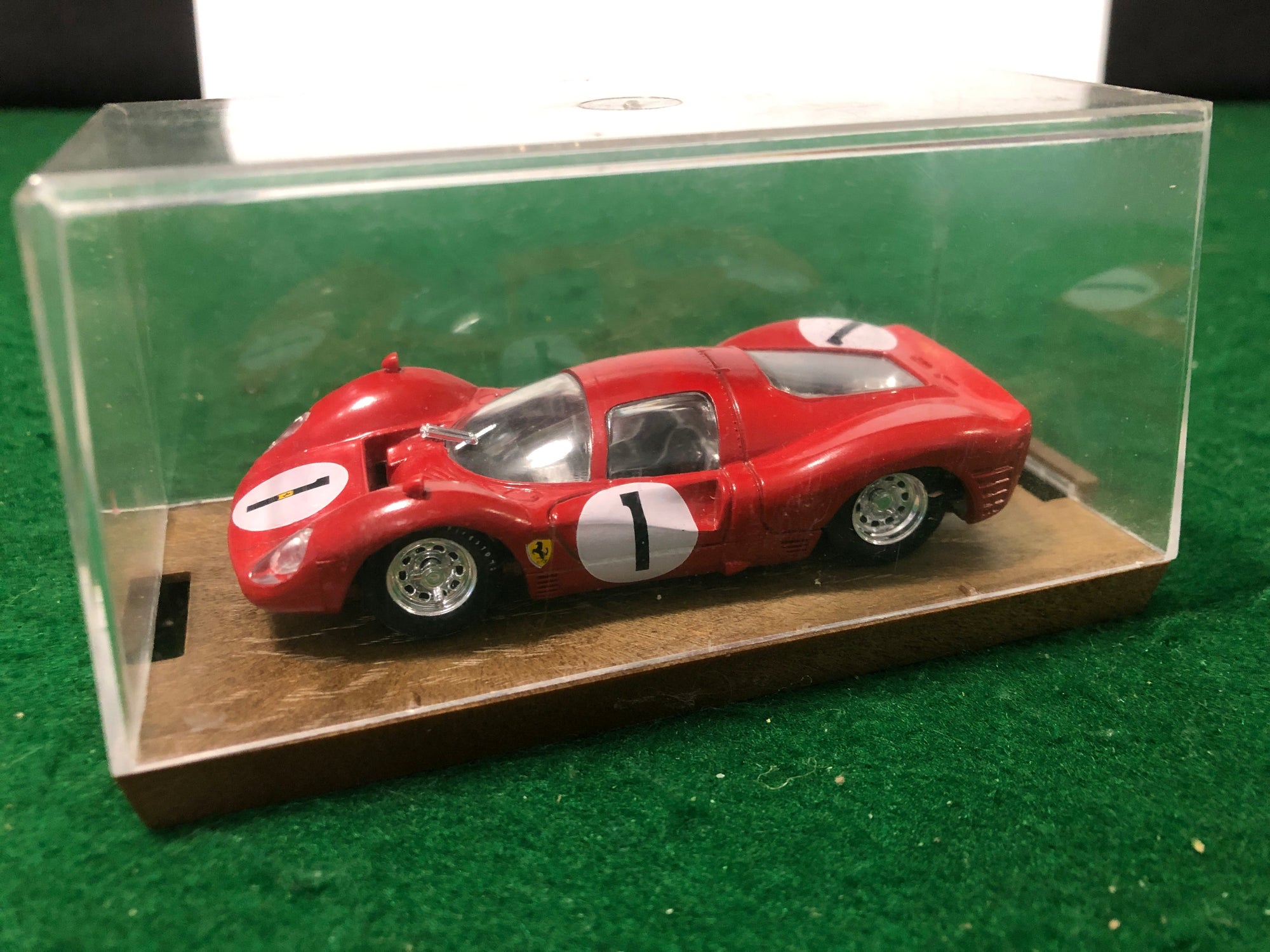 Ferrari 330 P3 N 1 1966 Spa Winner Parkes / Scarfiotti by Brumm 1:43 (r157)(DC)