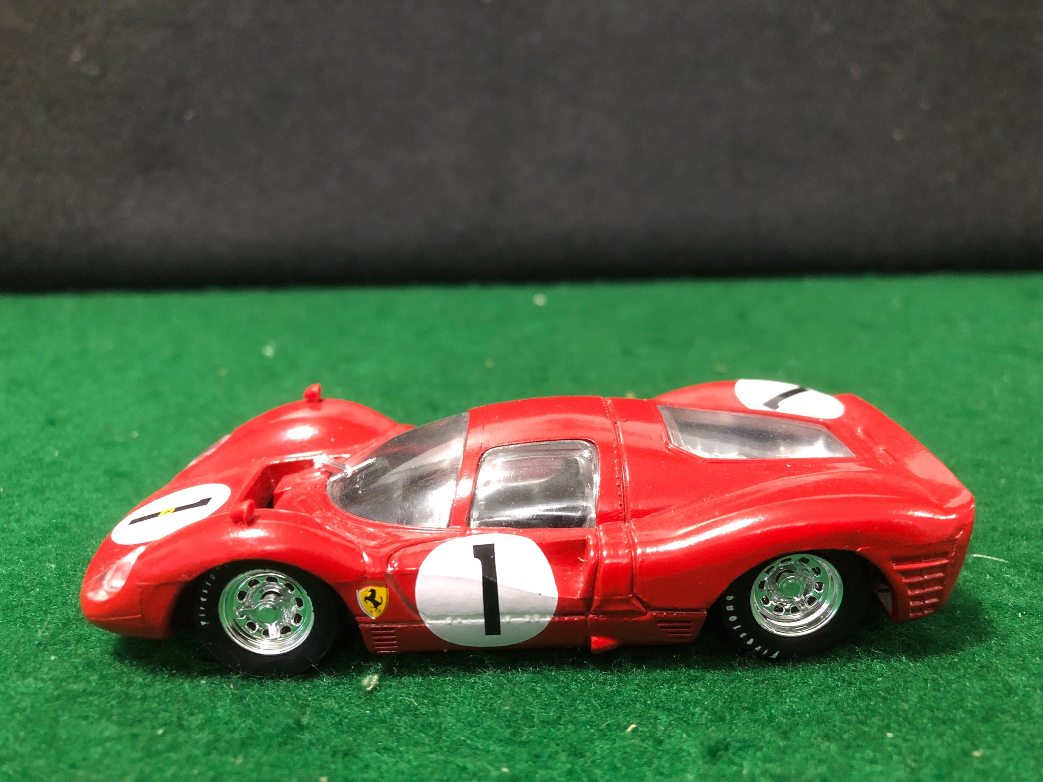 Ferrari 330 P3 N 1 1966 Spa Winner Parkes / Scarfiotti by Brumm 1:43 (r157)(DC)