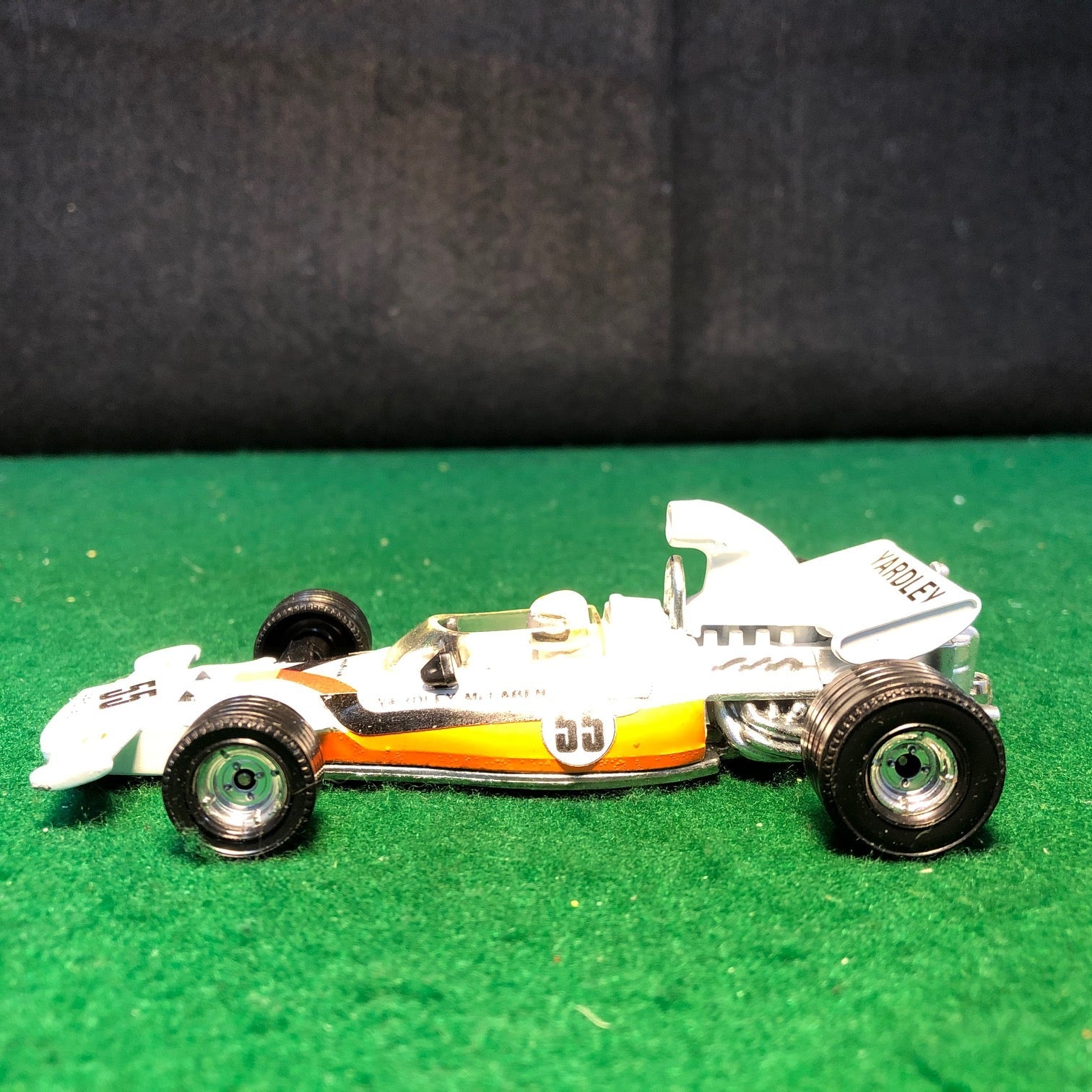 McLaren M19A Yardley N 55 1971 by Corgi Toys 1:36 (151)