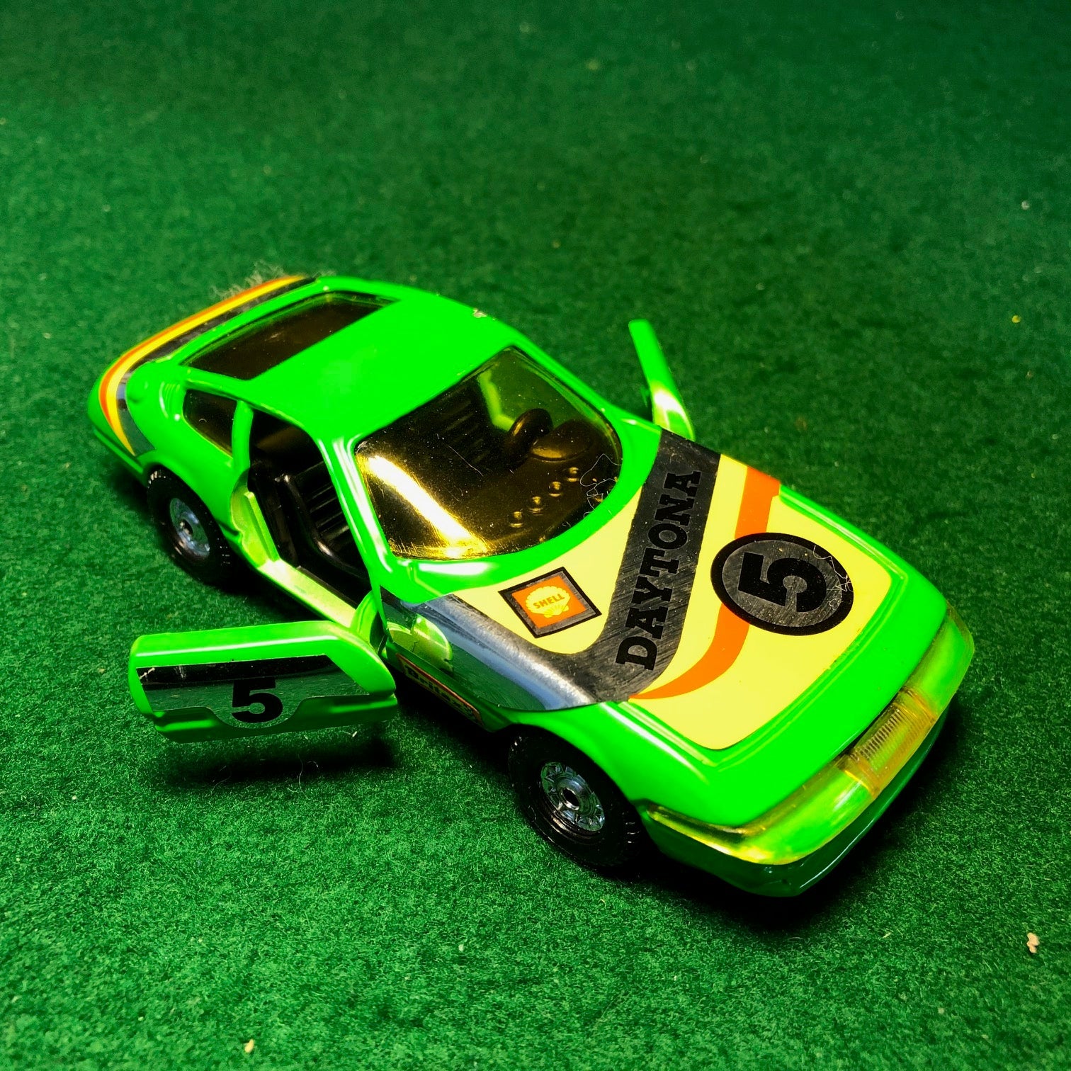 Ferrari 365 GTB/4 Daytona N 5 Green by Corgi Toys 1:36 (300)(No