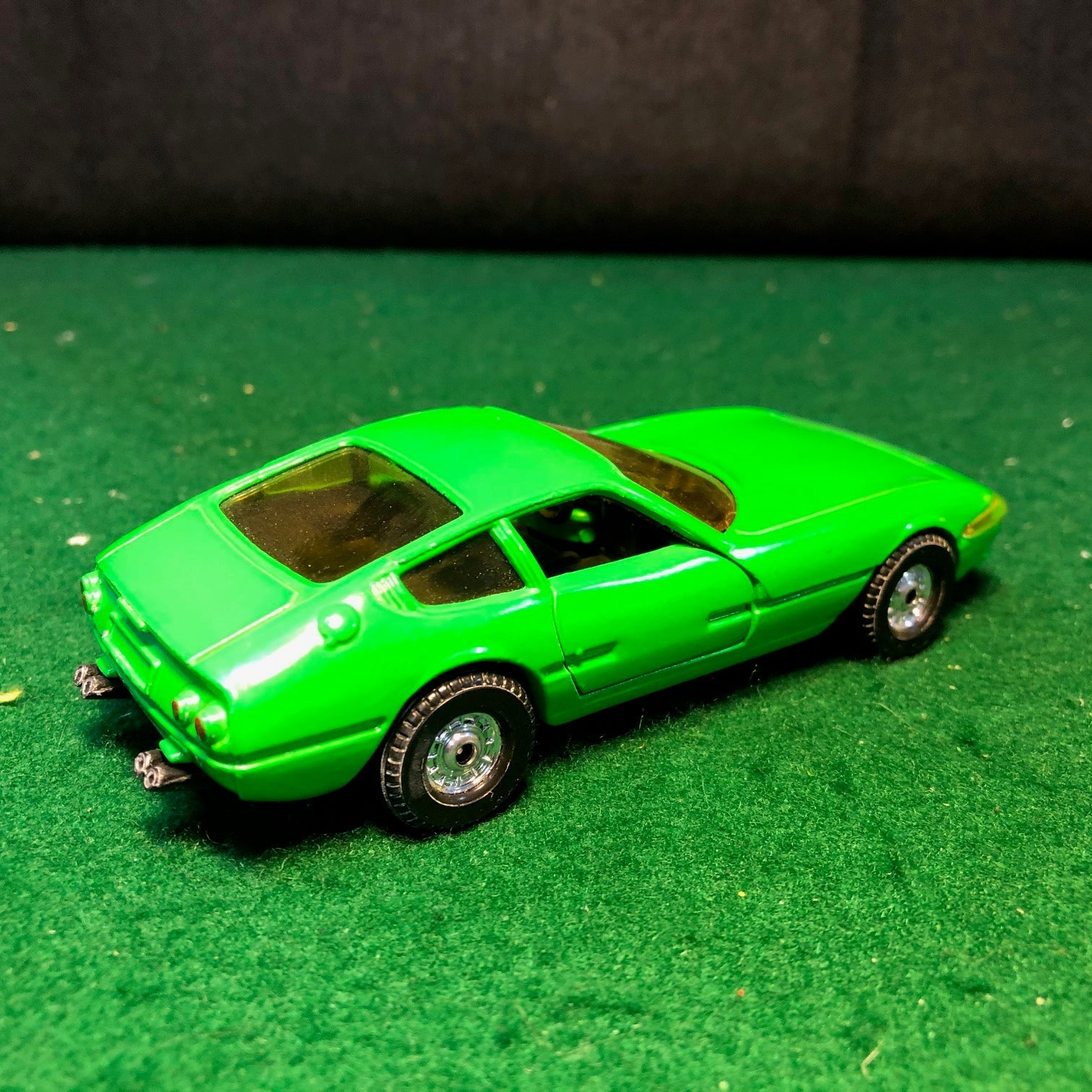 Ferrari 365 GTB/4 Daytona Green by Corgi Toys 1:36 (300