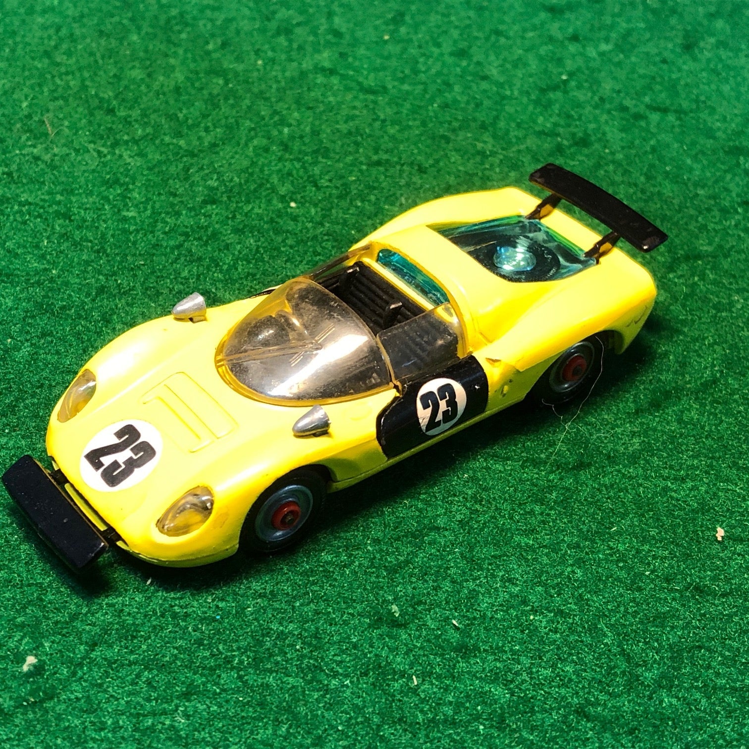 CORGI 344 フェラーリ206ディノ 箱付 Ferrari 206 Dino Sport N 23 Yellow/Black by Corgi Toys 1:43 (344