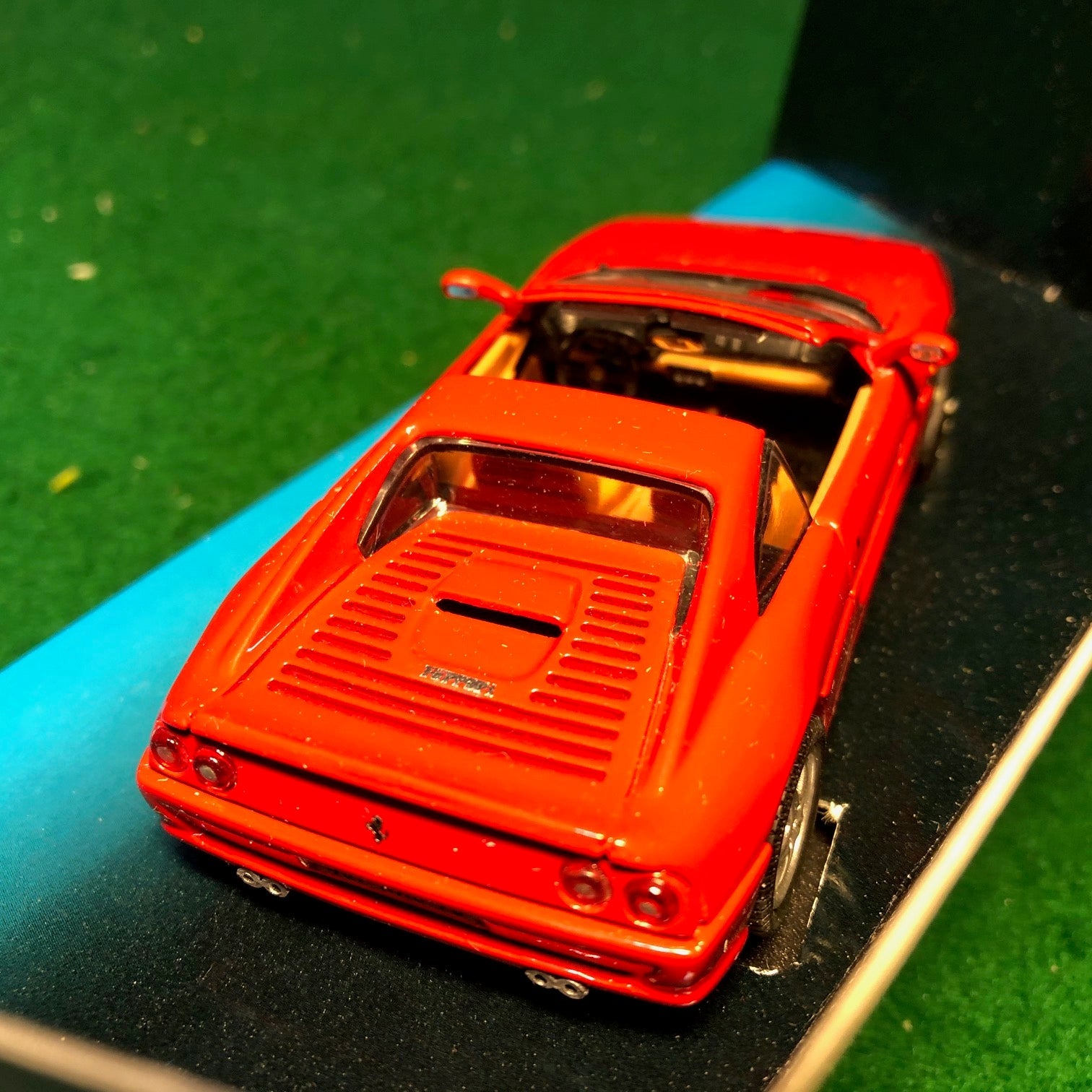 Ferrari F355 GTS 007 James Bond GoldenEye by Corgi Toys 1:43