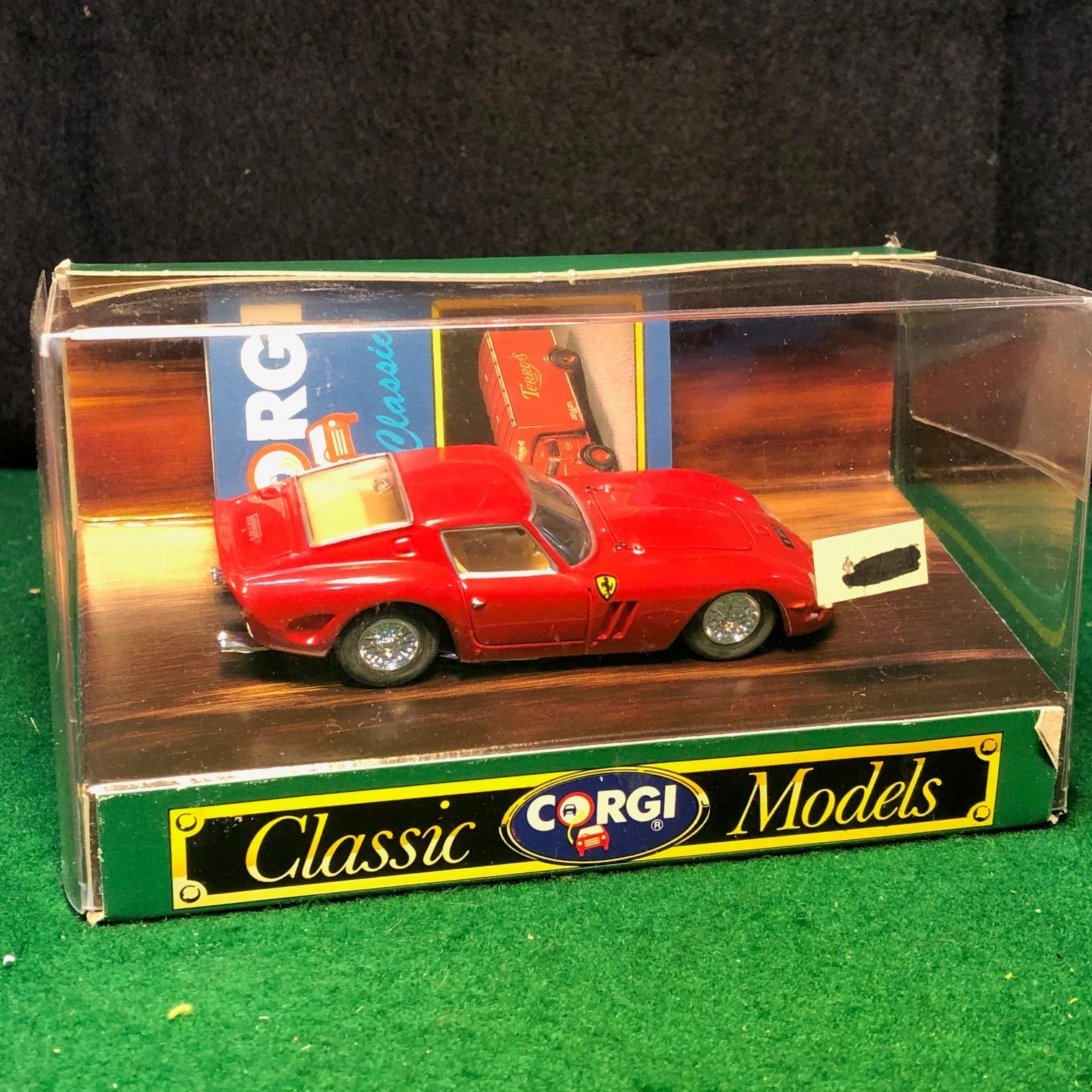 Ferrari 250 GTO Red by Corgi Toys 1:43 (D740) - Petrolicious