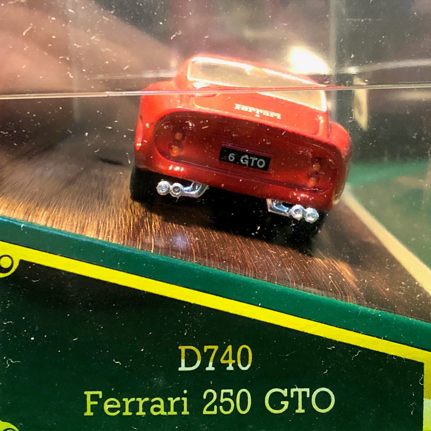 Ferrari 250 GTO Red by Corgi Toys 1:43 (D740)