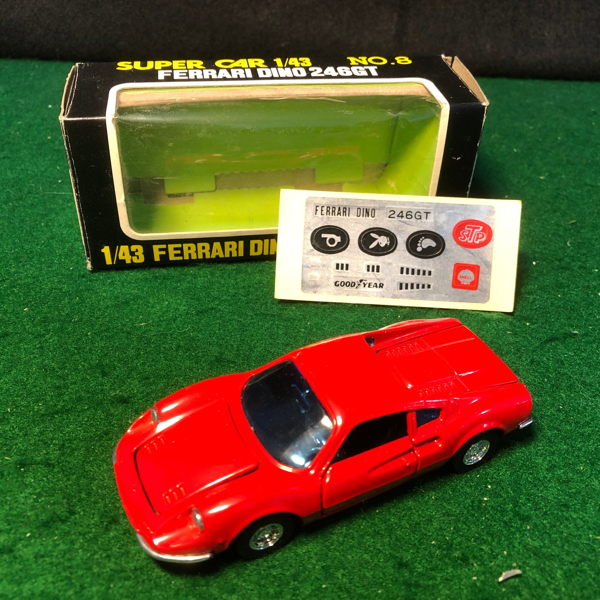 Ferrari 246 GT Dino Red by Super Car 1:43 (8)