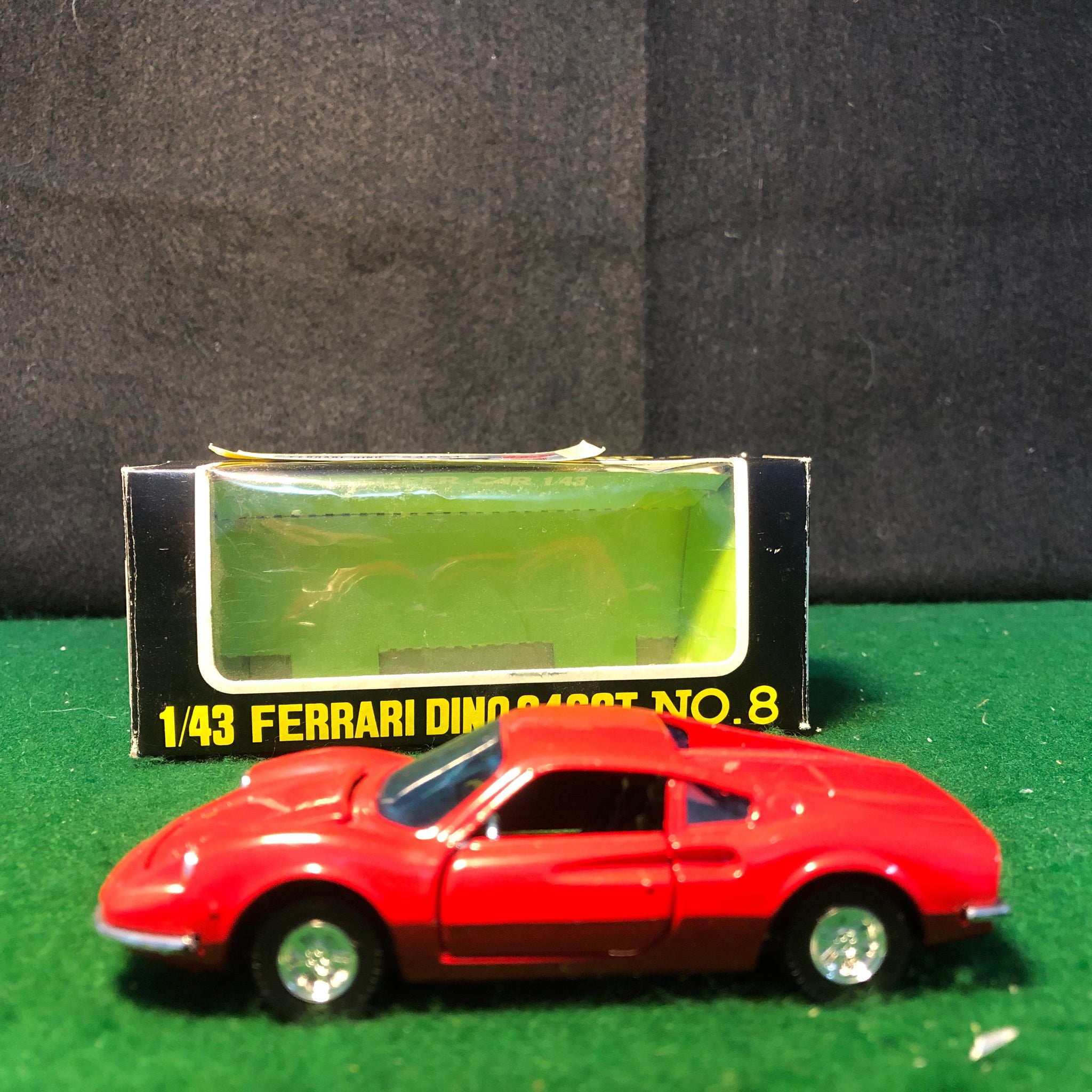 Ferrari 246 GT Dino Red by Super Car 1:43 (8)