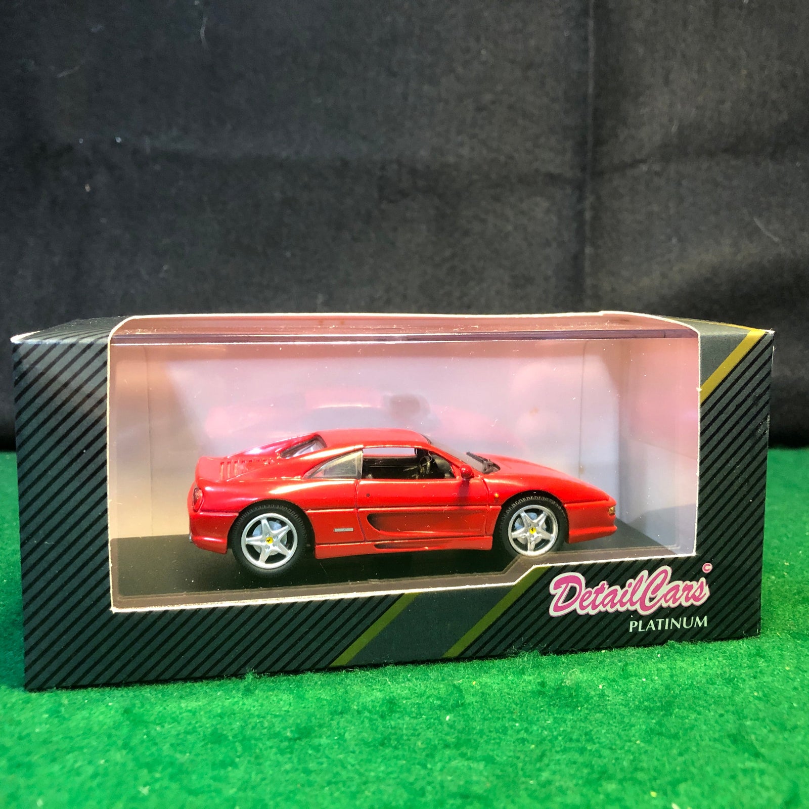 Ferrari F355 Red by DetailCars 1:43 (290)