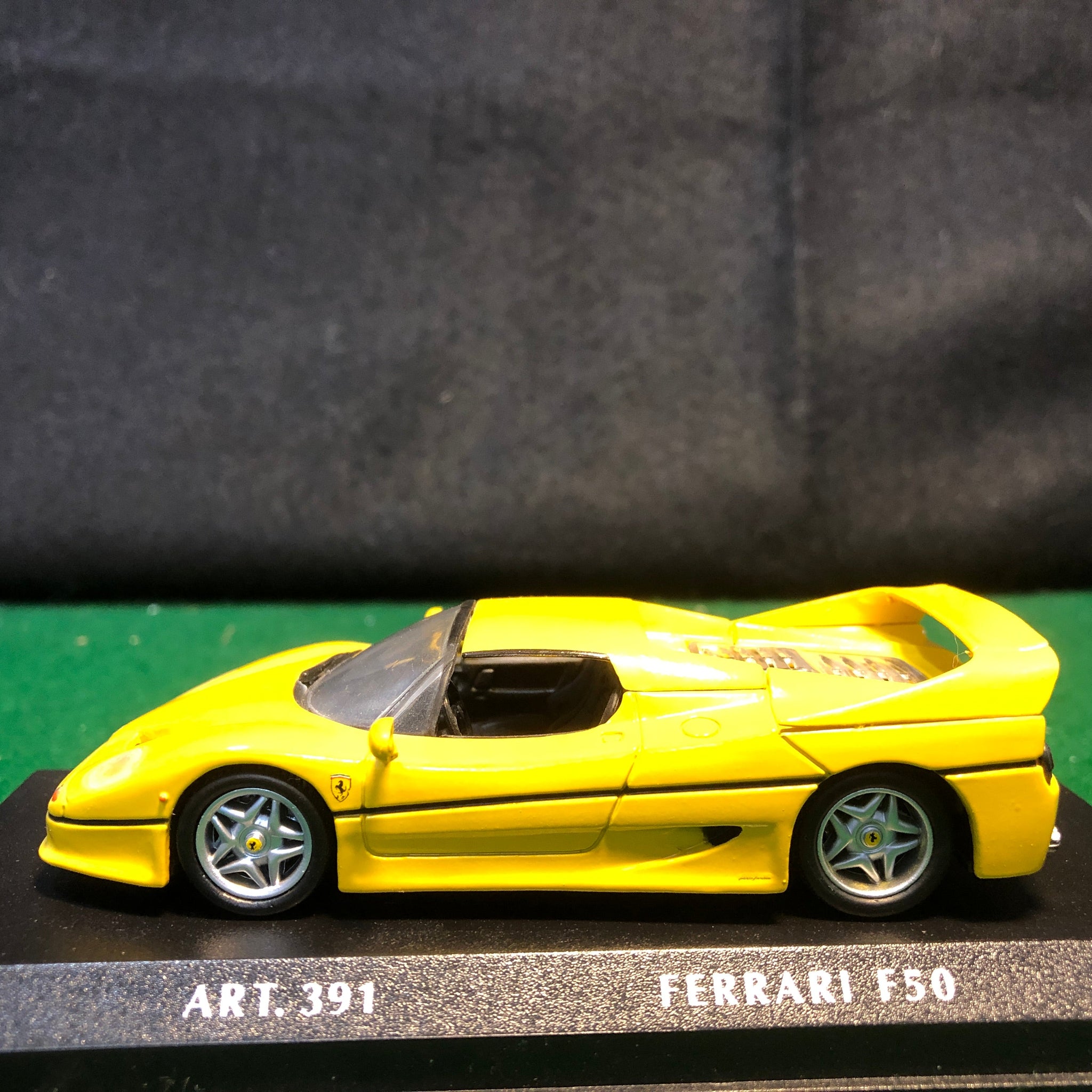 Ferrari F50 Coupe Yellow by DetailCars 1:43 (391)