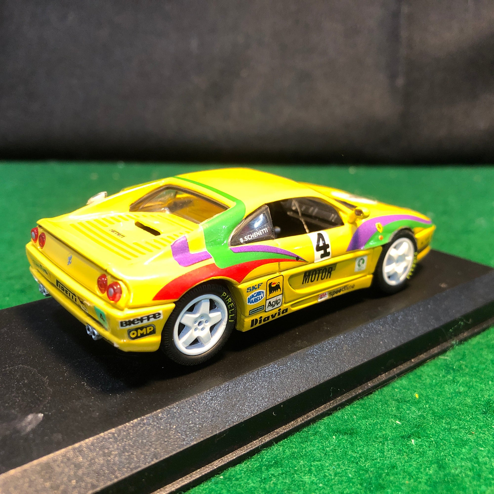 Ferrari F355 GT/Challenge N 4 by DetailCars 1:43 (401)