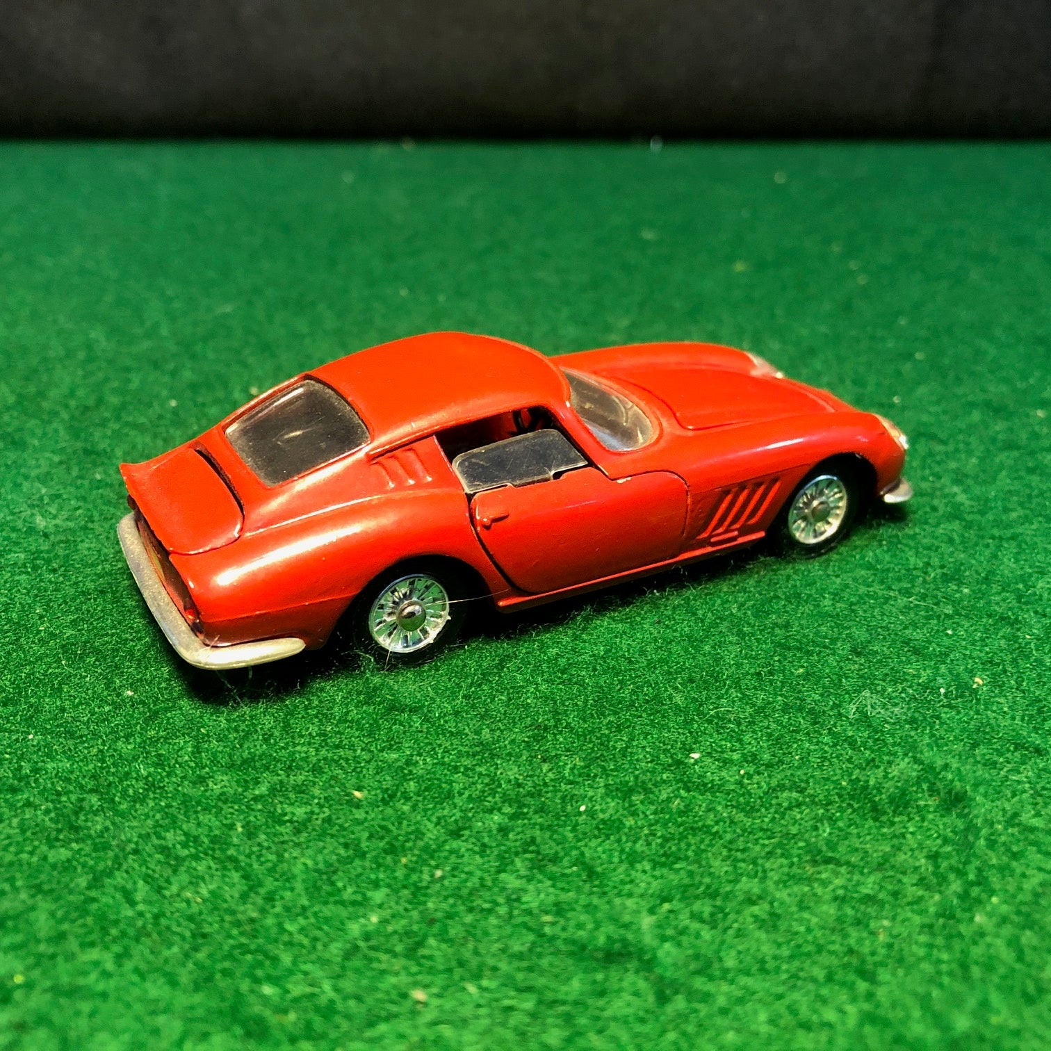 Ferrari 275 GTB Red by Dinky / Meccano 1:43 (506)(No box)