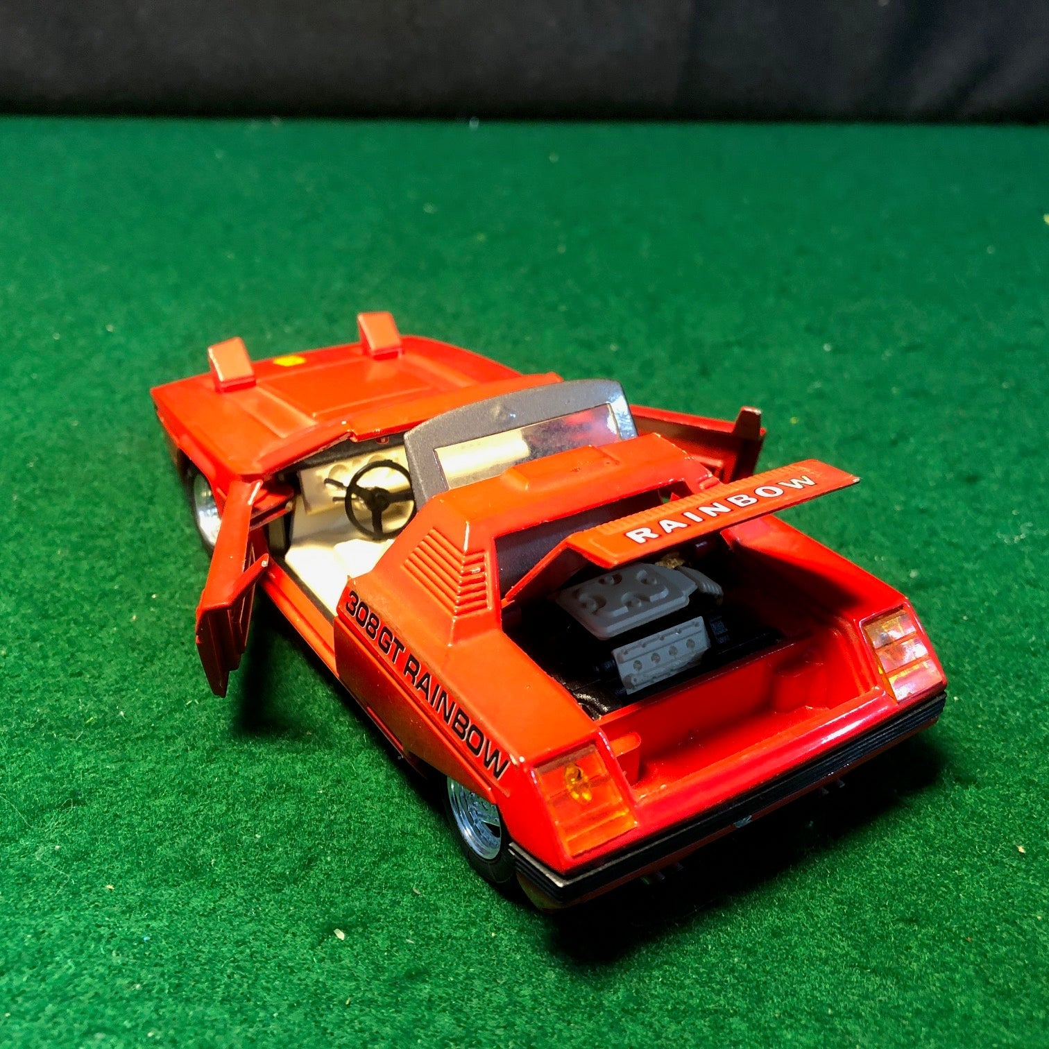 Ferrari 308 GT Rainbow Bertone Red by Eidai 1:28 (44)(No box)