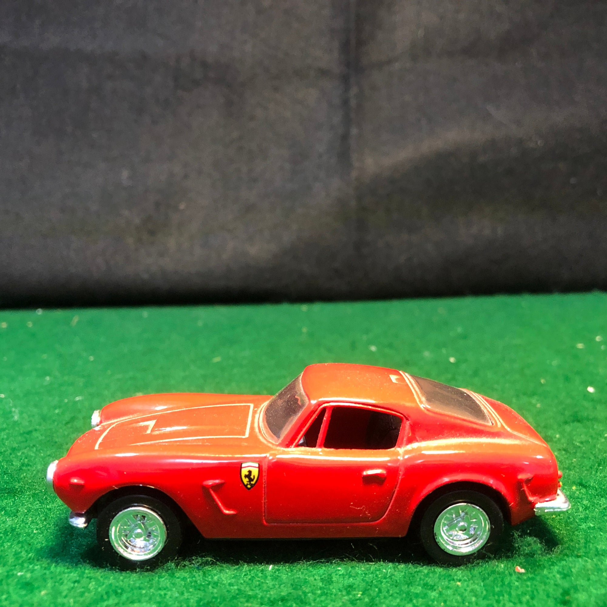 Ferrari 250 GT SWB Berlinetta Red by Ertl 1:43 (2853)