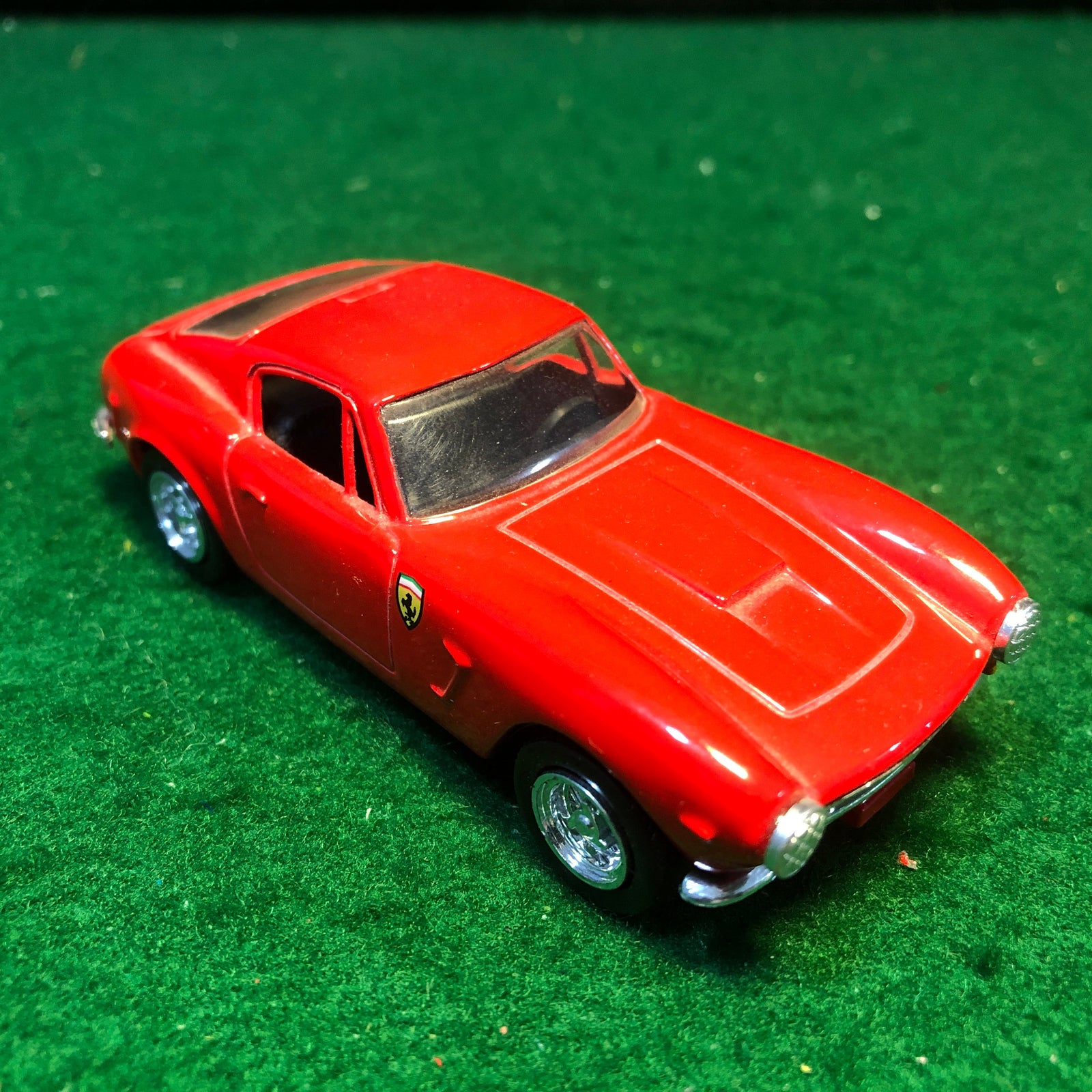 Ferrari 250 GT SWB Berlinetta Red by Ertl 1:43 (2853)