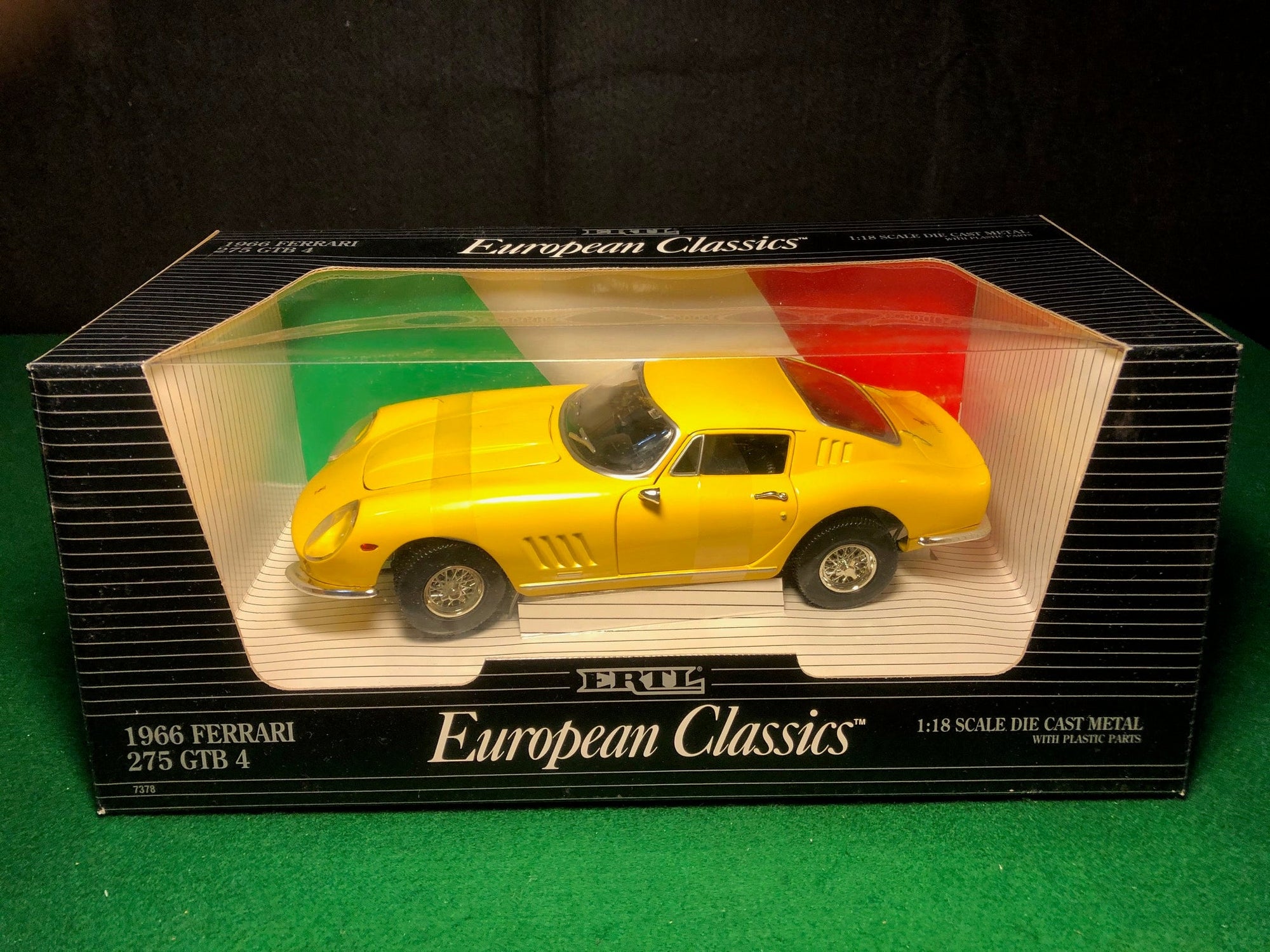 Ferrari 275 GTB/4 Yellow by Ertl 1:18 (7378)