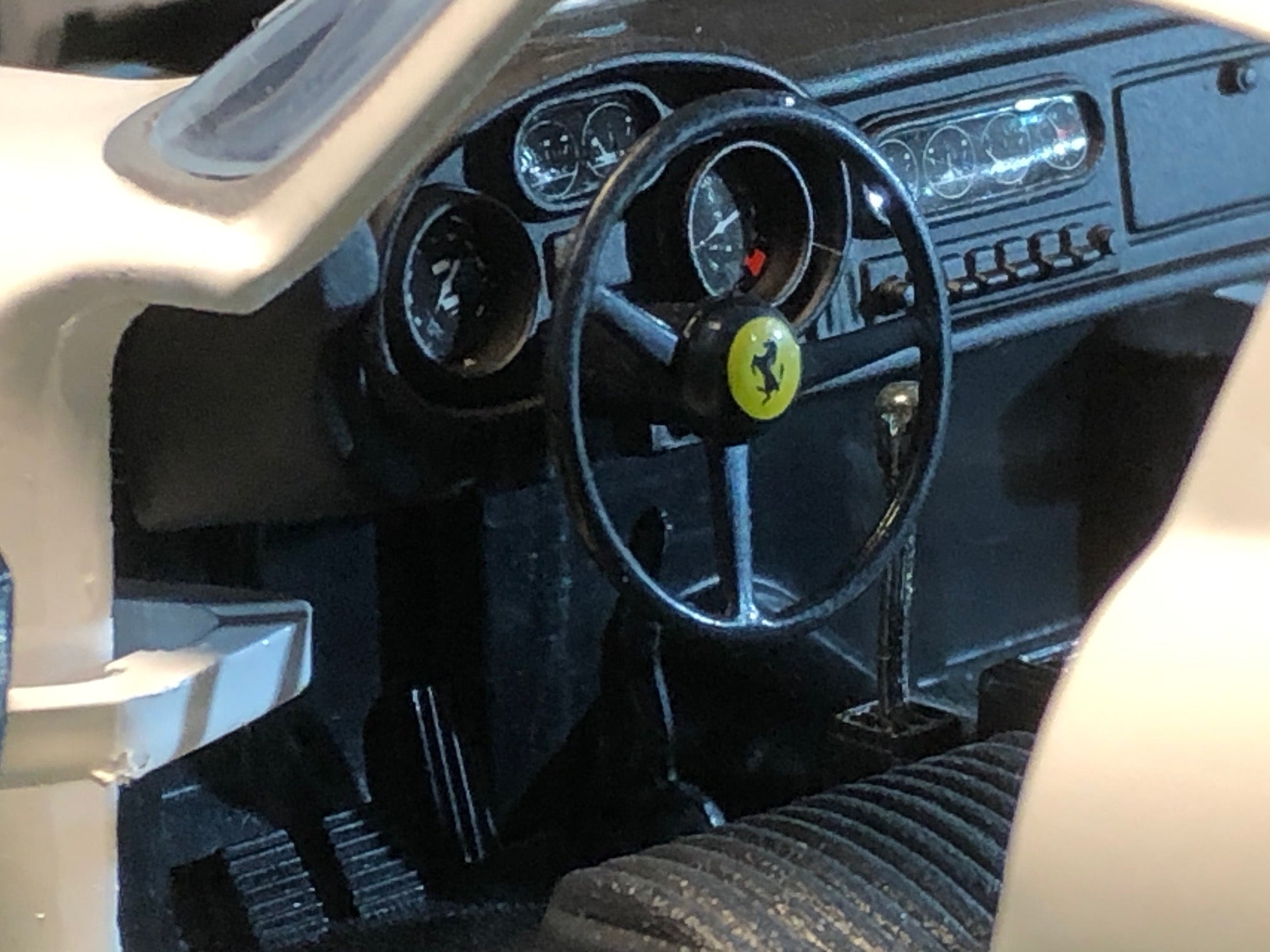 Ferrari 275 GTB/4 White by Ertl 1:18 (7476)(No box) - Petrolicious