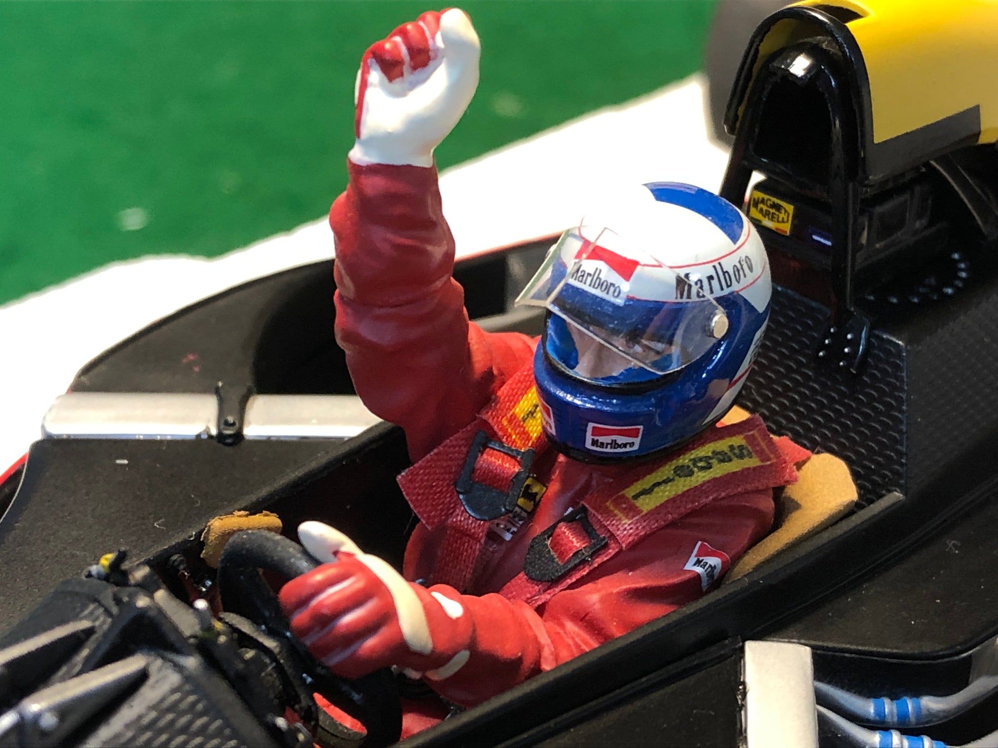 1990 Ferrari 641/2 Alain Prost Standox Monza Red by Exoto 1:18 (97105)