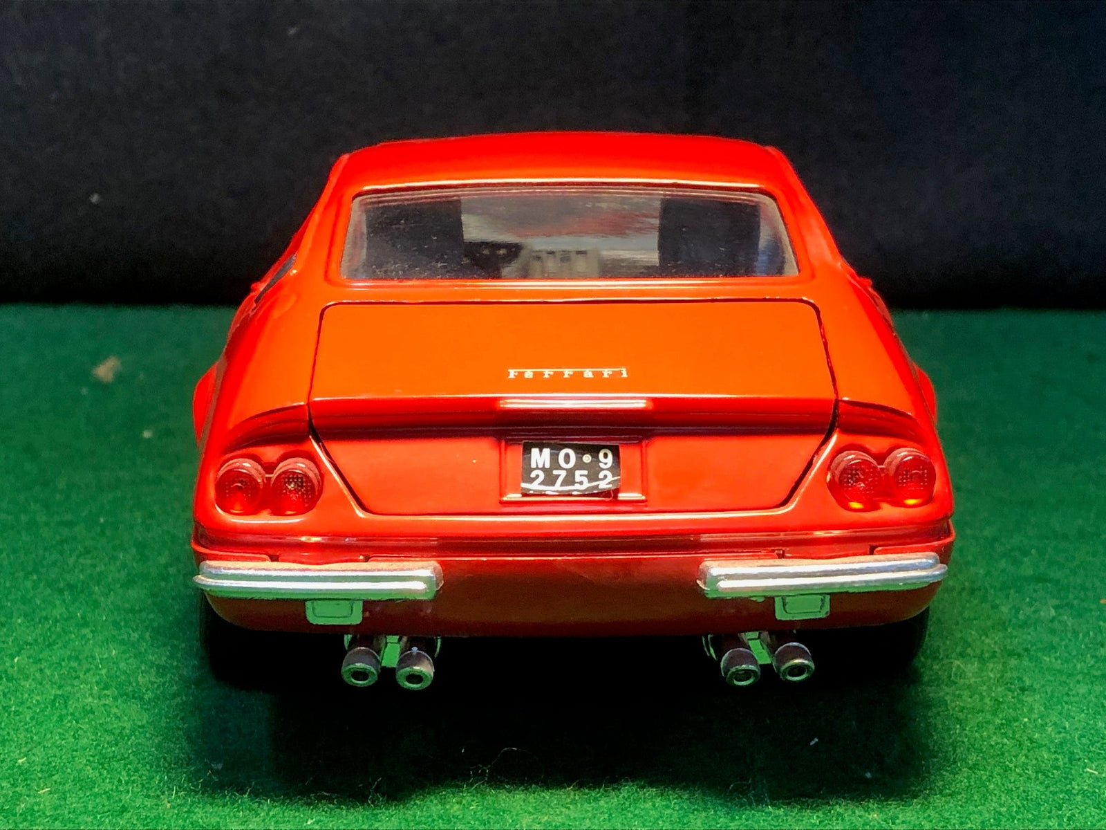 Ferrari 365 GTB/4, Red 1:18 by Giodi Techno (740011)(No box)