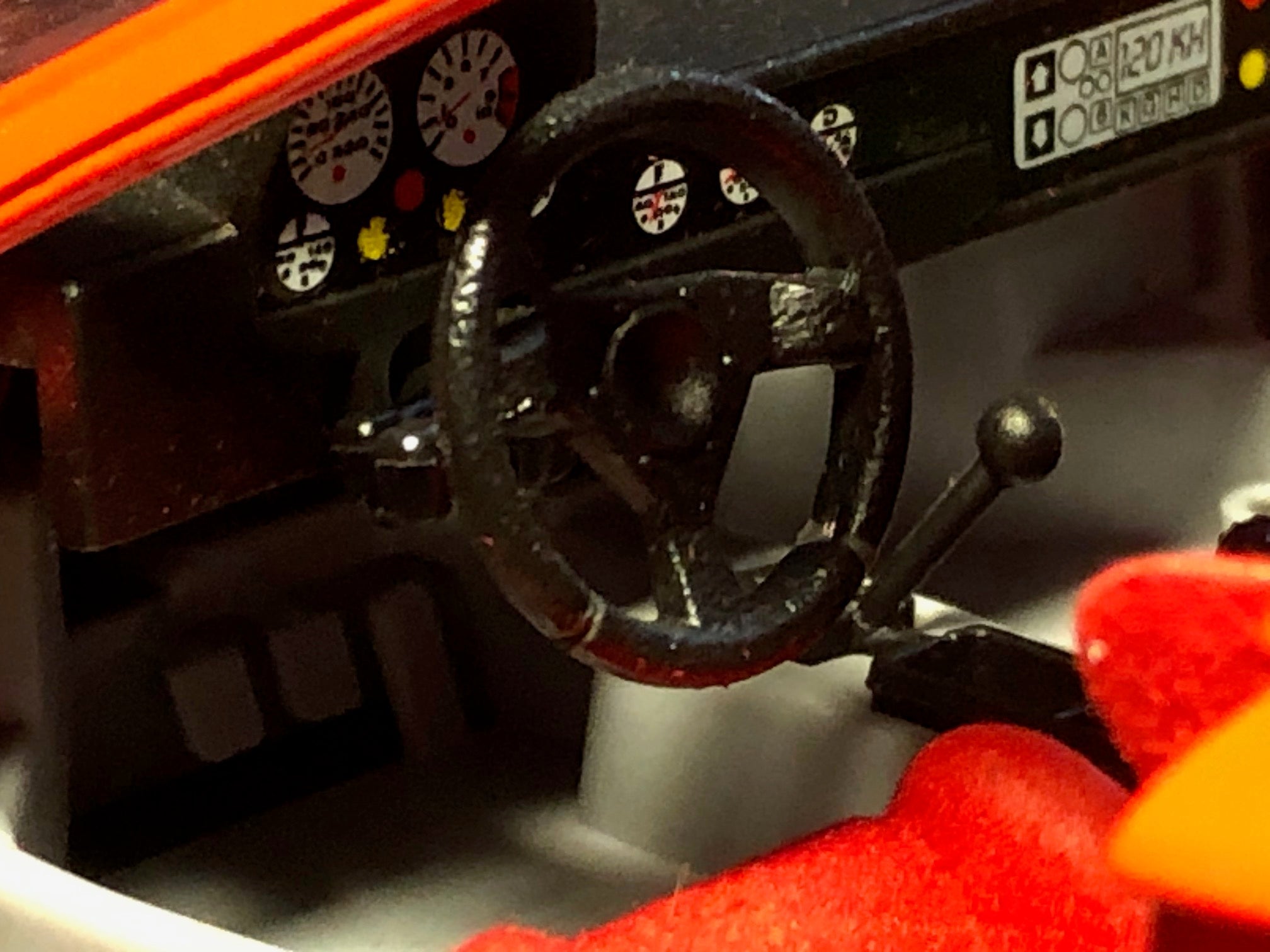 Ferrari F40 Red by Guiloy 1:20 (65519)