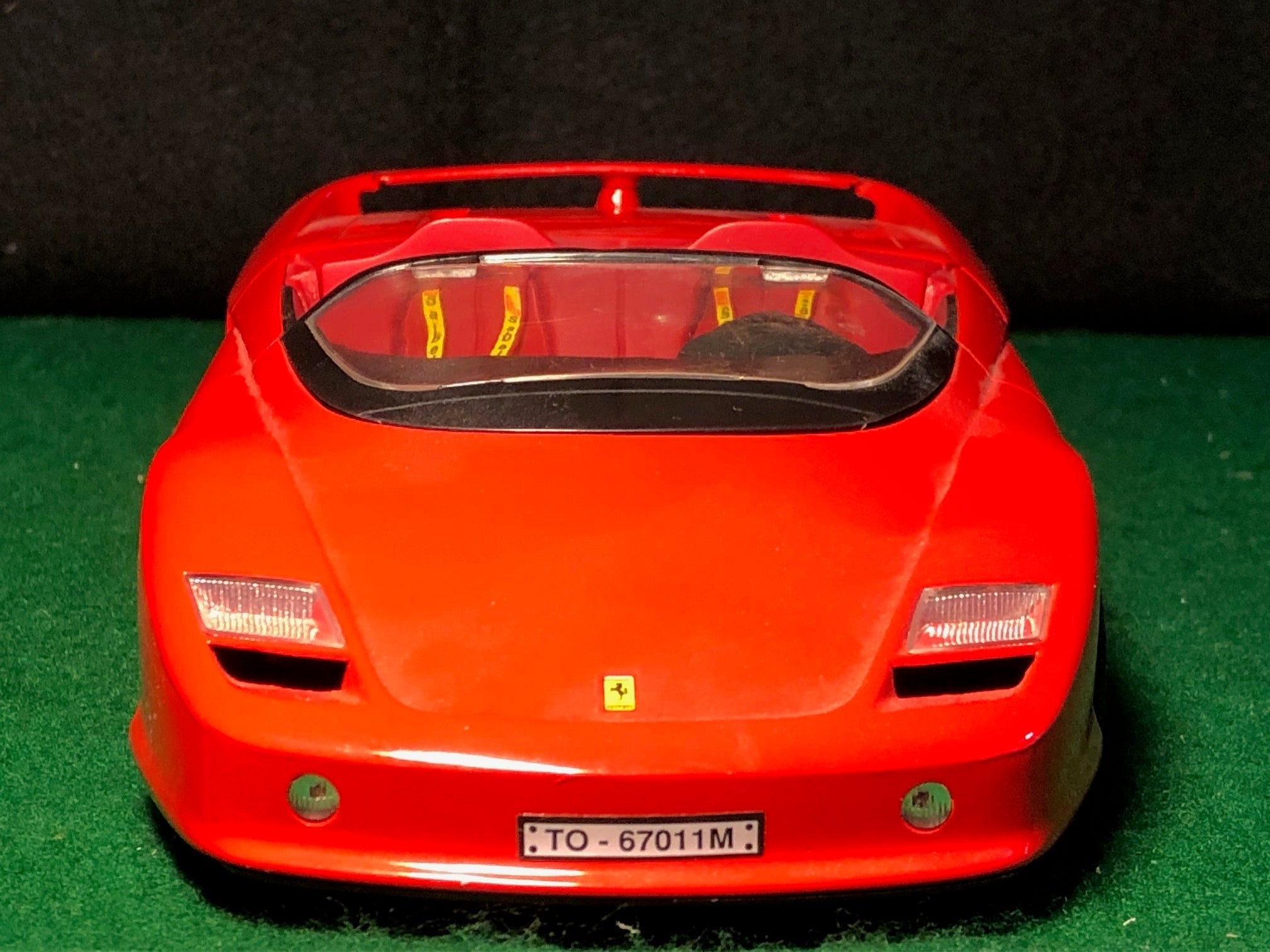 Ferrari Mythos 1:18 by Guiloy (67511)(No box)