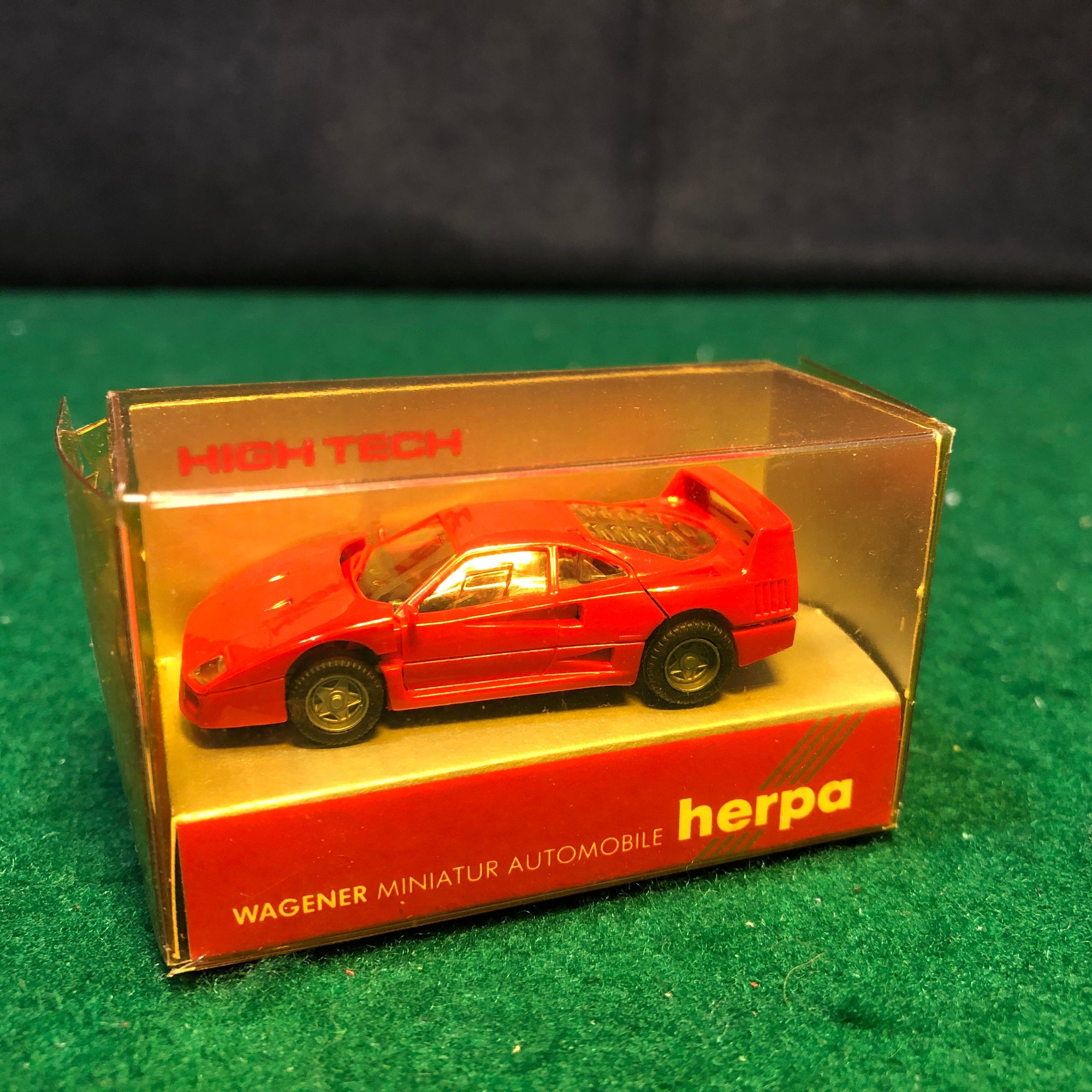 Ferrari F40 Red by Herpa 1:87 HO (2510)