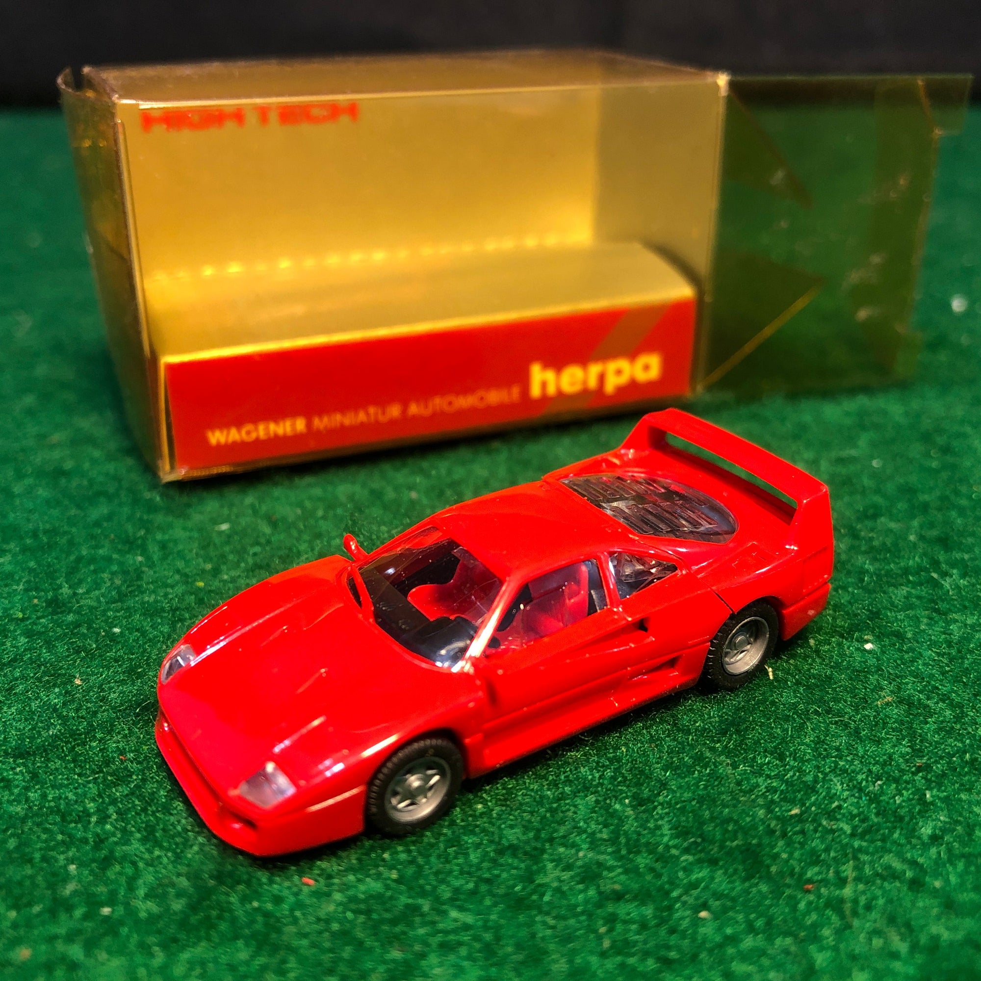 Ferrari F40 Red by Herpa 1:87 HO (2510)