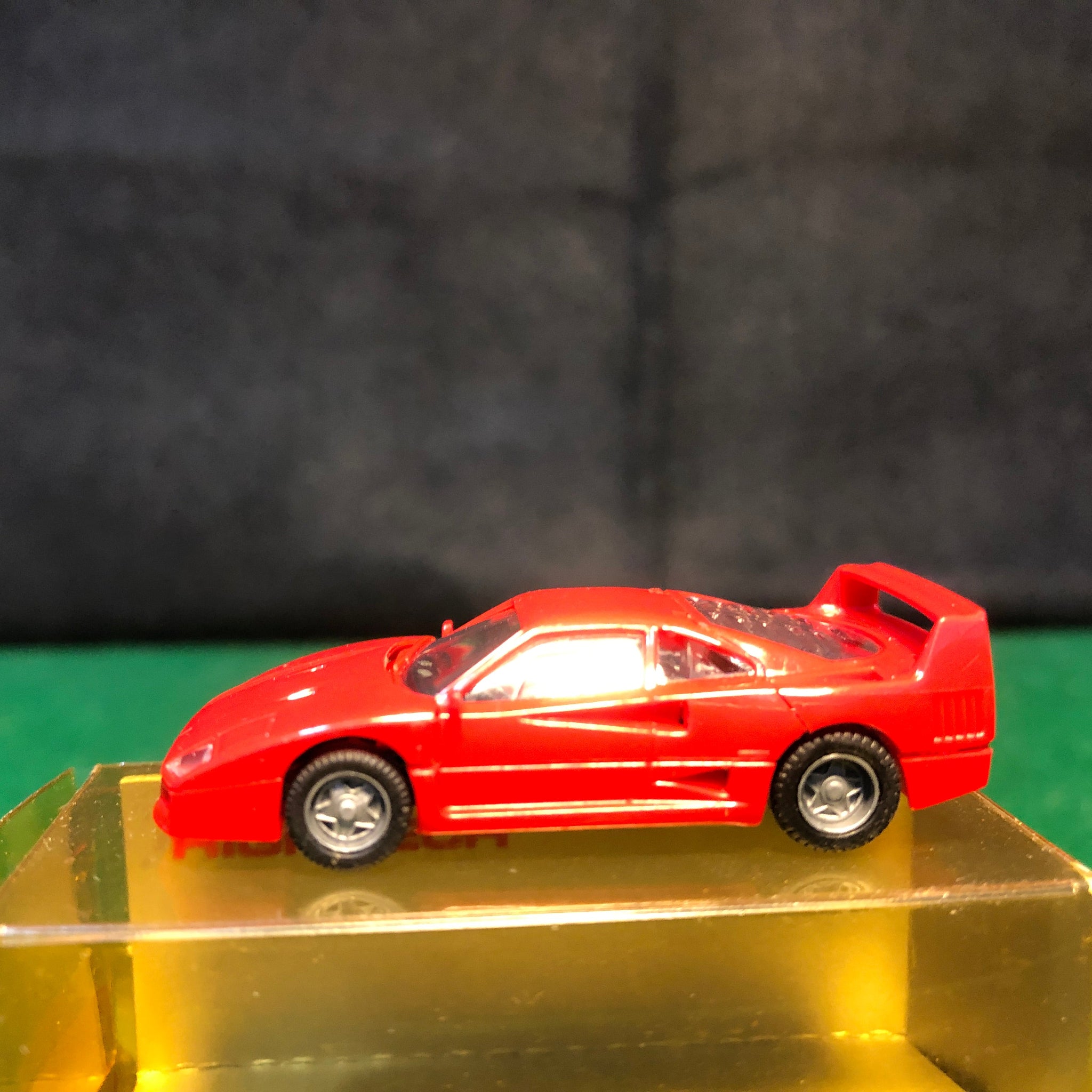 Ferrari F40 Red by Herpa 1:87 HO (2510)