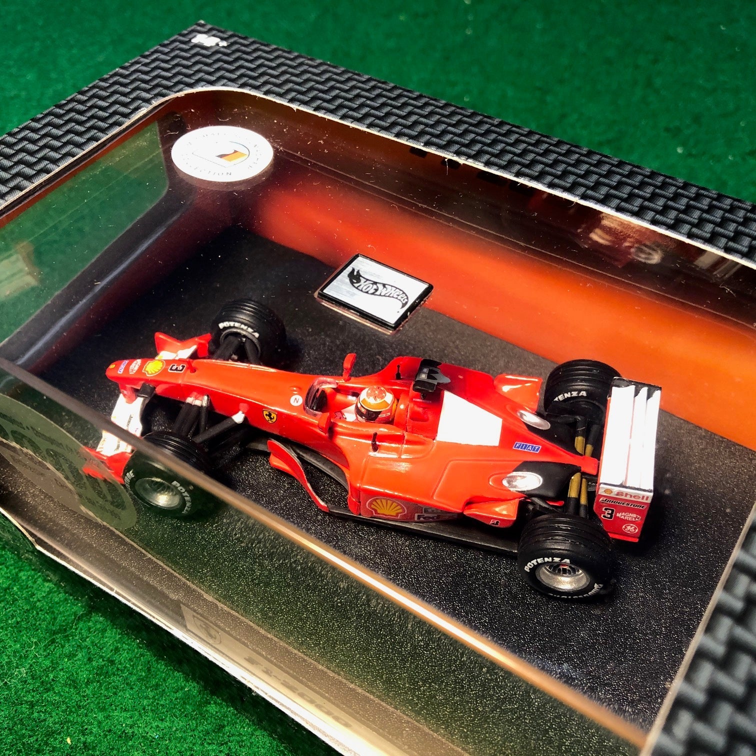 Ferrari F1-2000 Michael Schumacher N 3 by HotWheels 1:43 (26748)