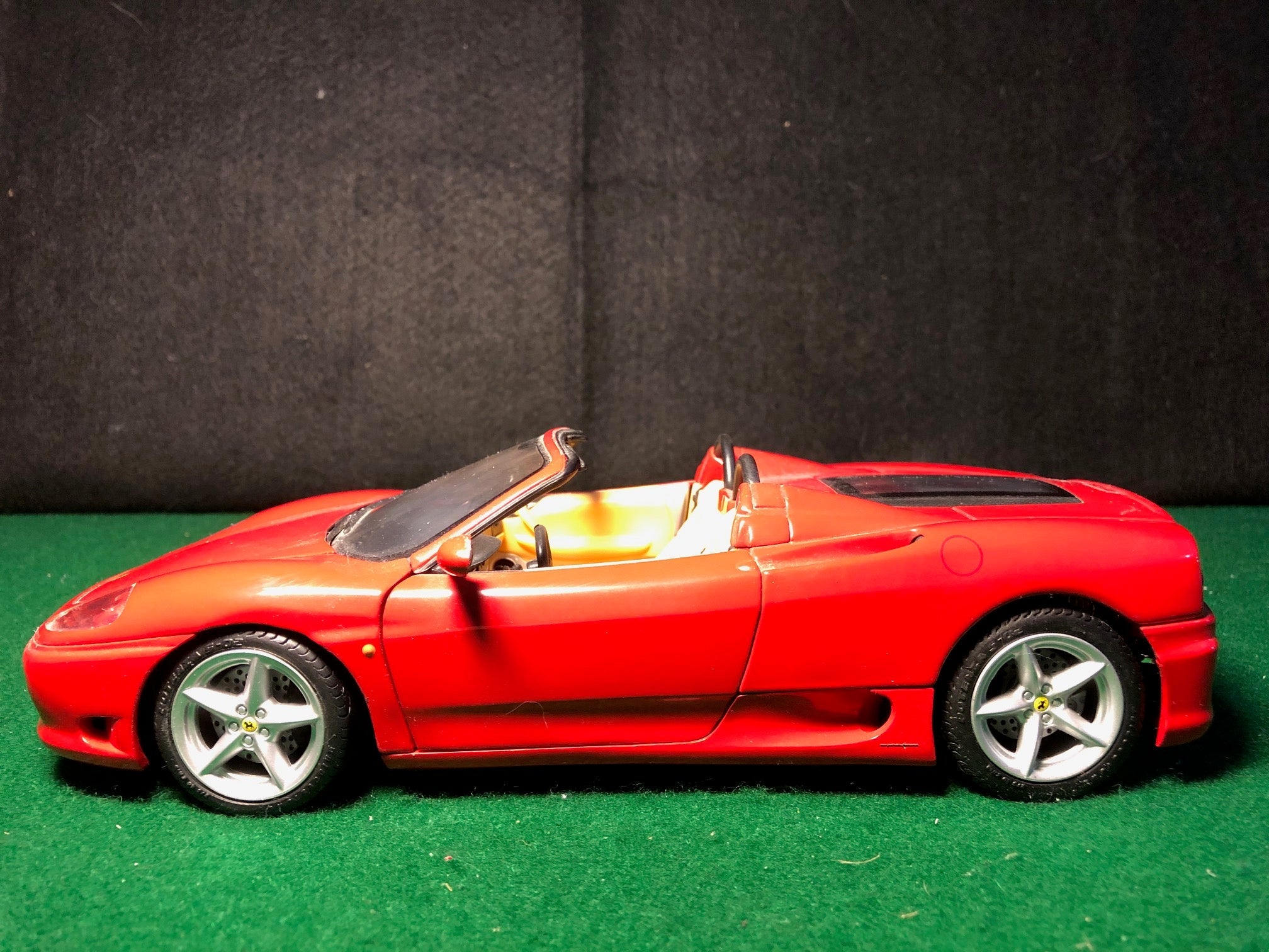 0 Ferrari 1⁄18 Spider ミニカー Hot Wheels フェラーリ 京商 1⁄43