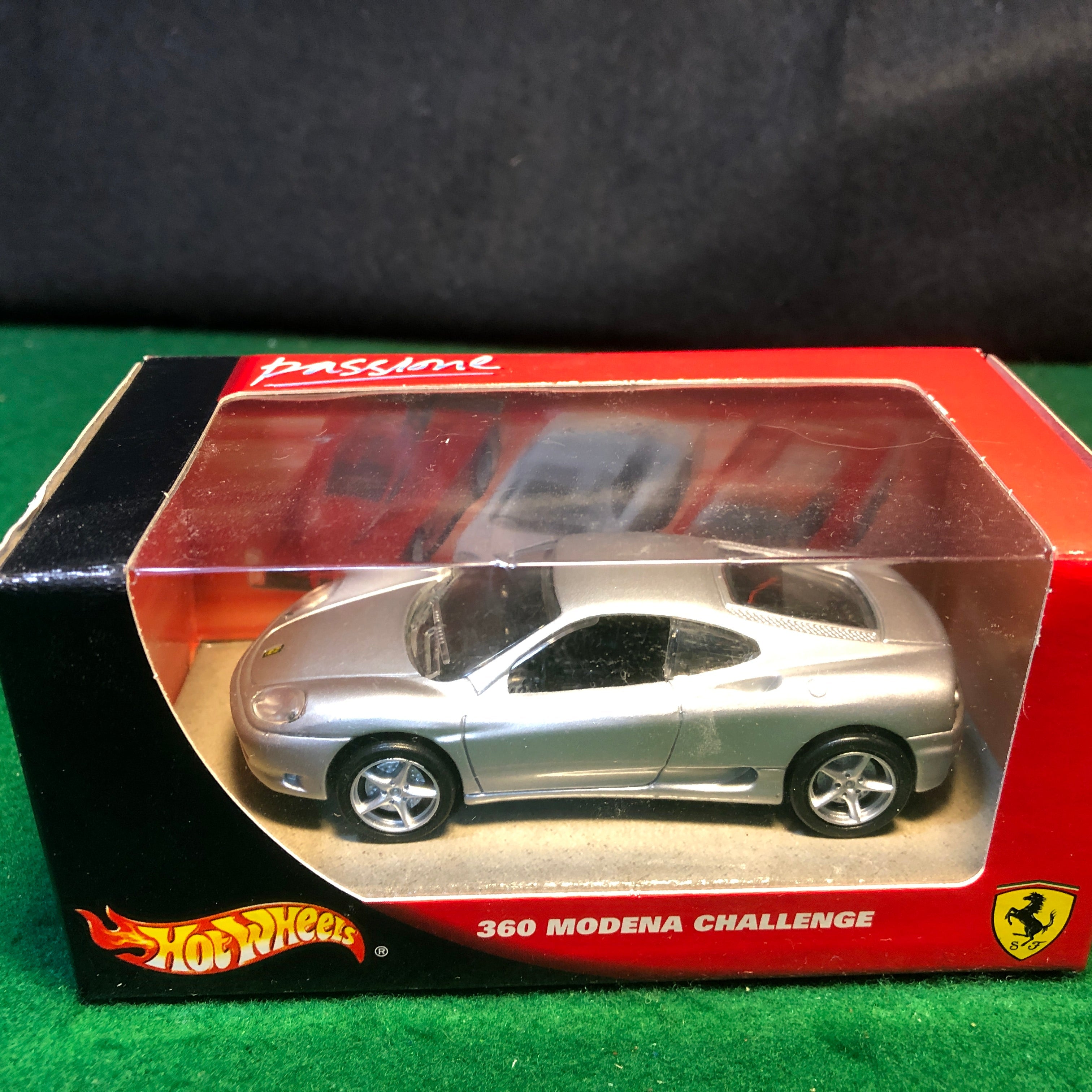 Ferrari 360 Challenge ミニカー Ferrari 360 Challenge Gray by HotWheels 1:43 (53410) - Petrolicious